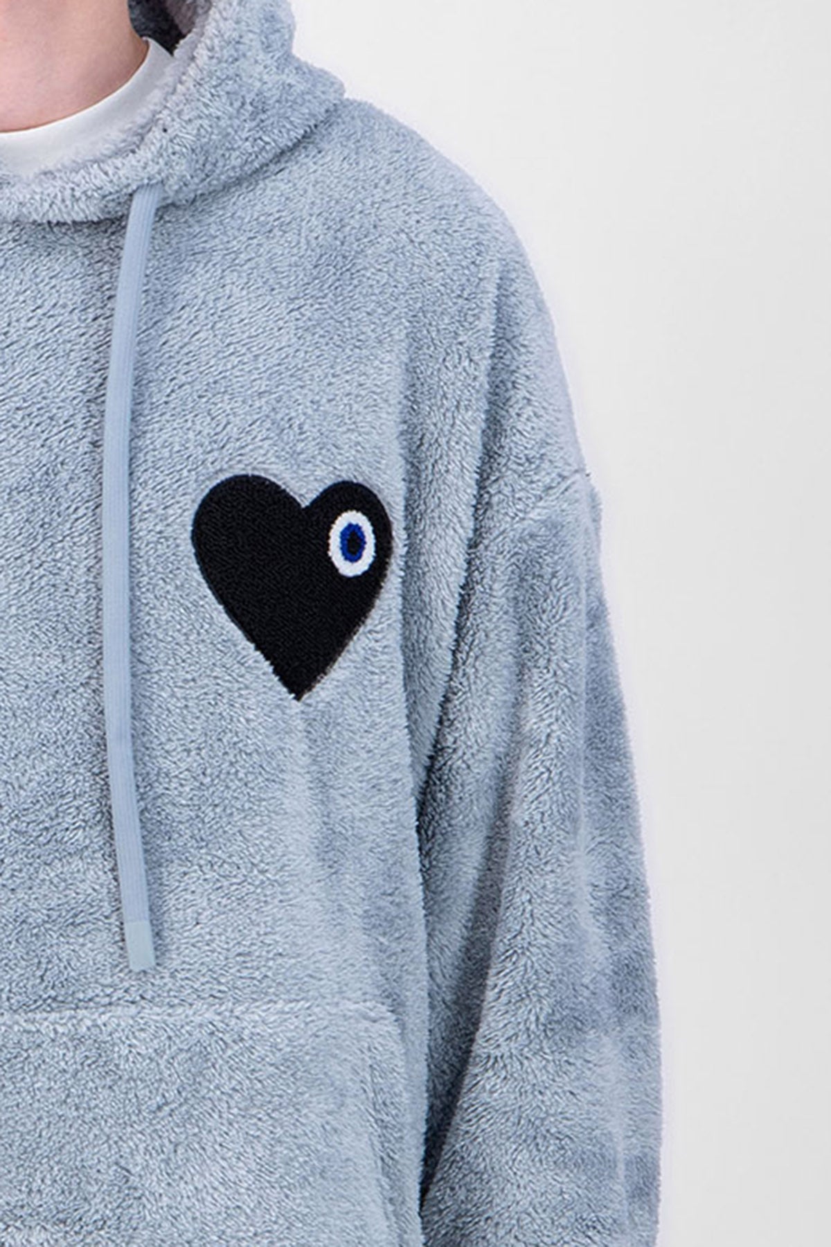 Sweat Moumoute à Capuche Gris Avec Cœur Noir