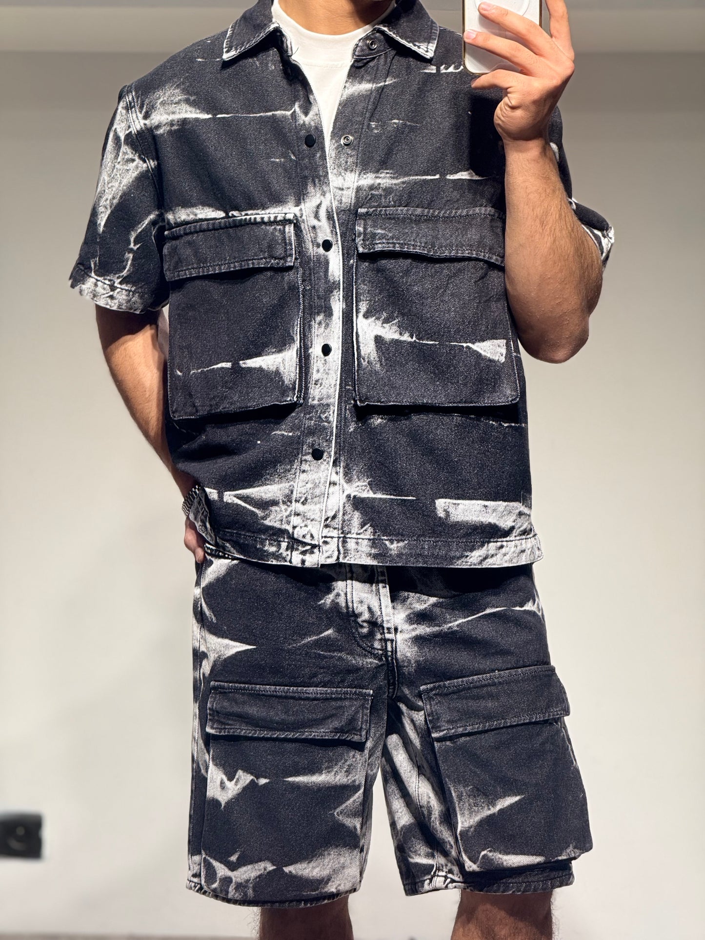 Ensemble En Jeans Chemise et Short Noir, Blanc Delavé Poches
