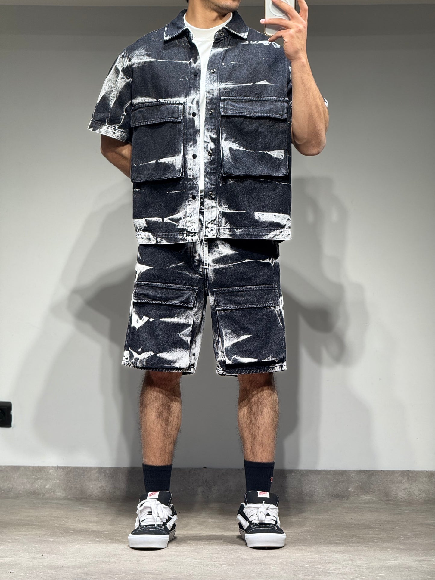 Ensemble En Jeans Chemise et Short Noir, Blanc Delavé Poches