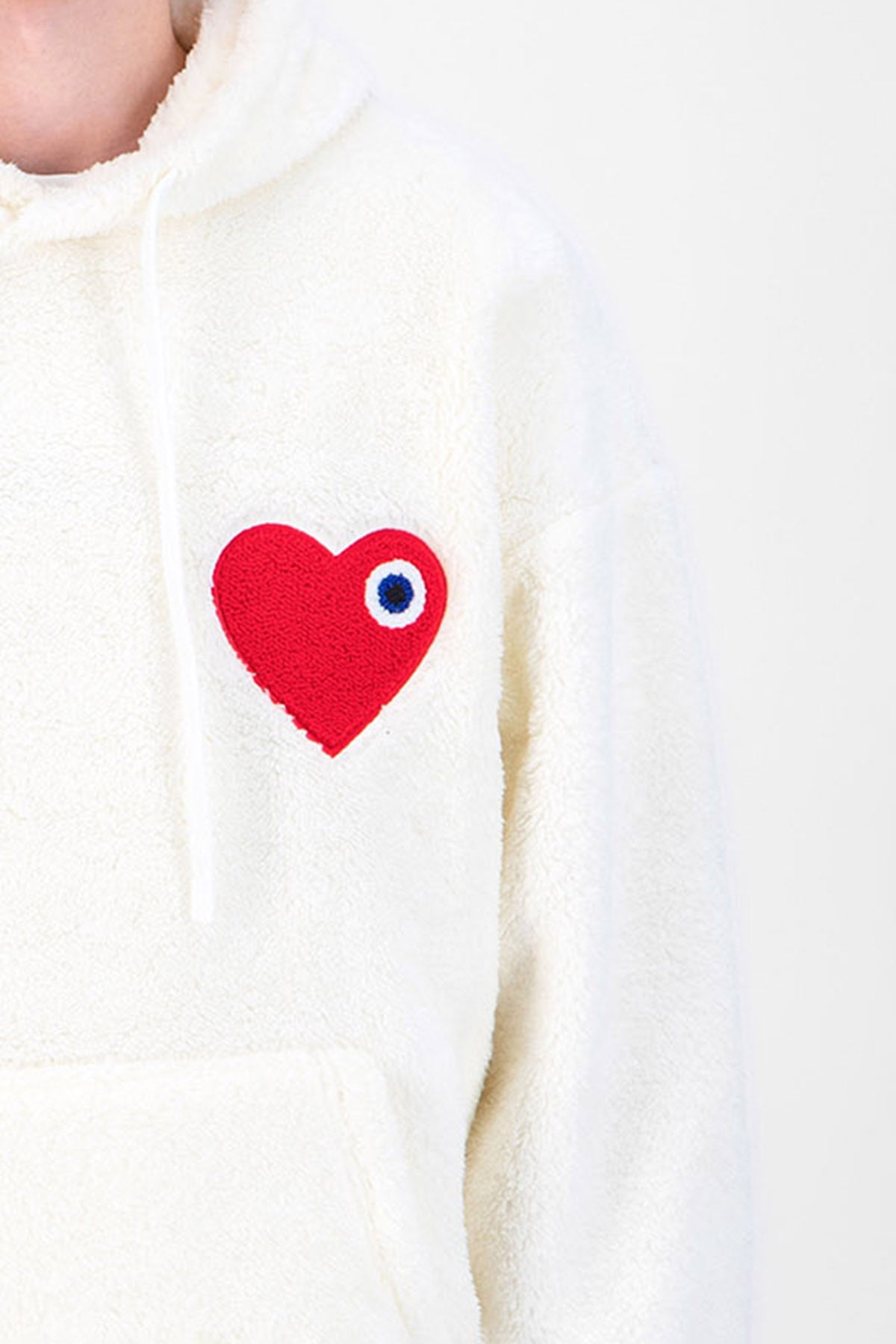 Sweat Moumoute à Capuche Blanc Avec Cœur Rouge