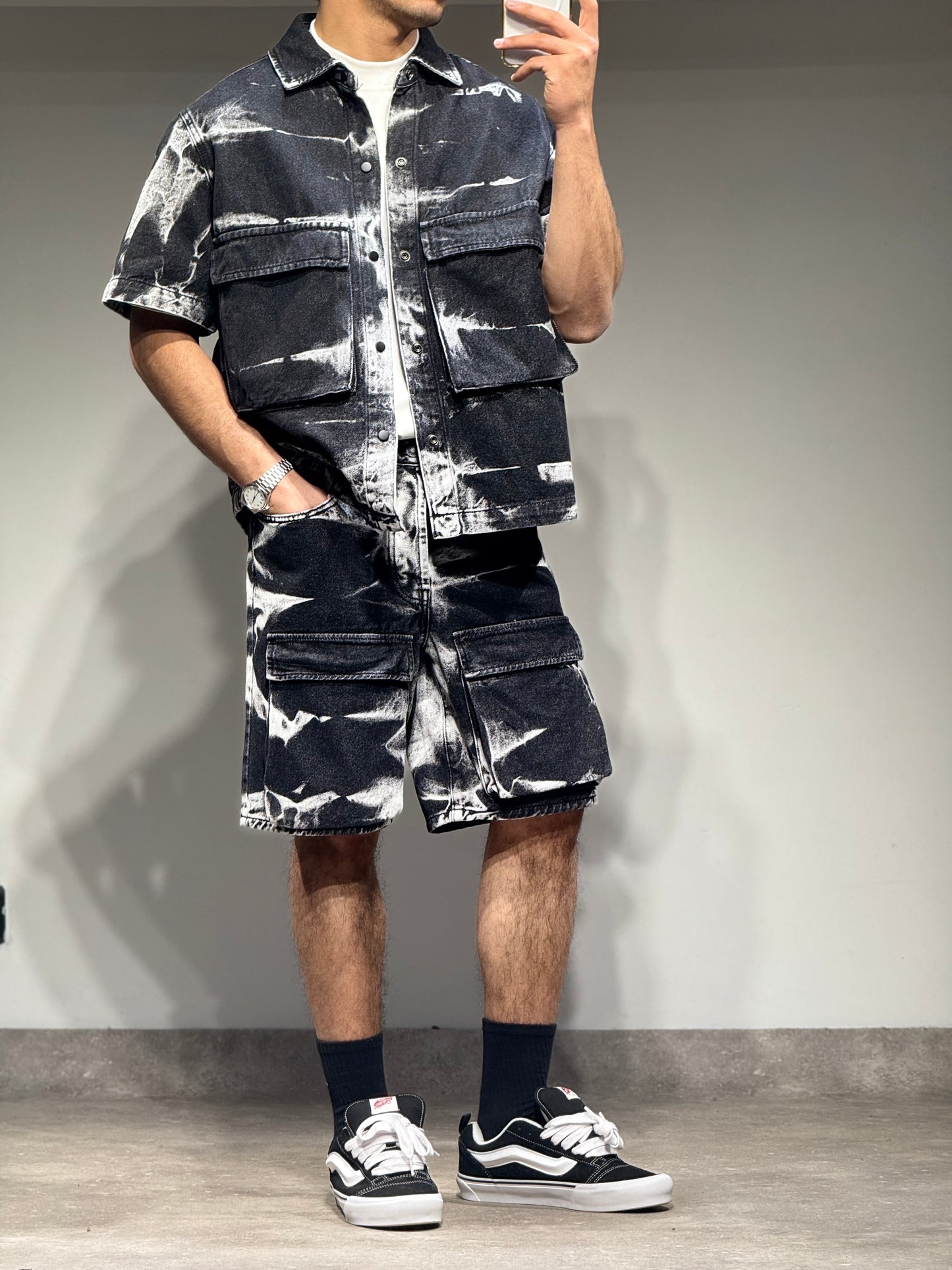 Ensemble En Jeans Chemise et Short Noir, Blanc Delavé Poches