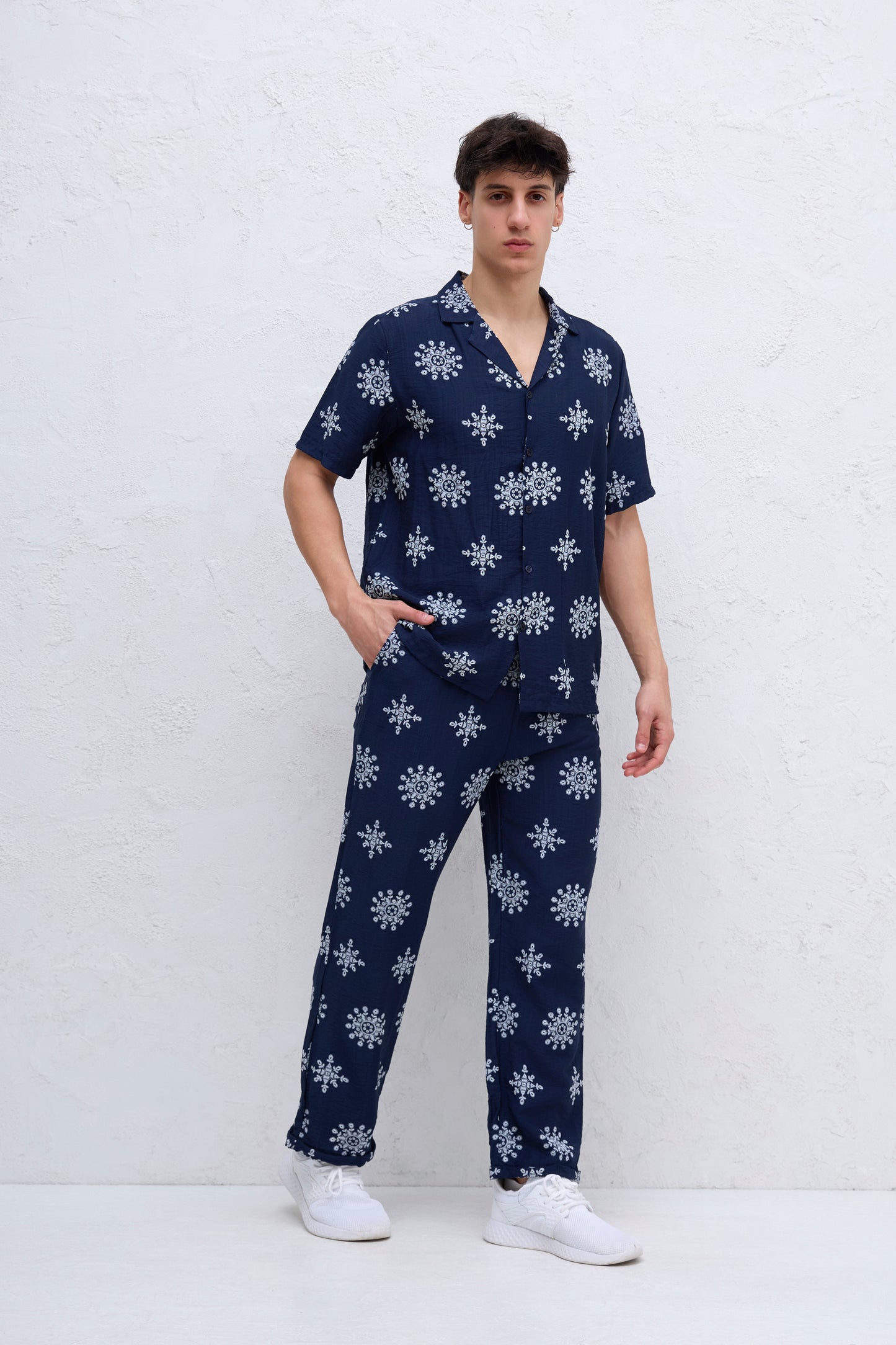 Ensemble Chemise et Pantalon Marine