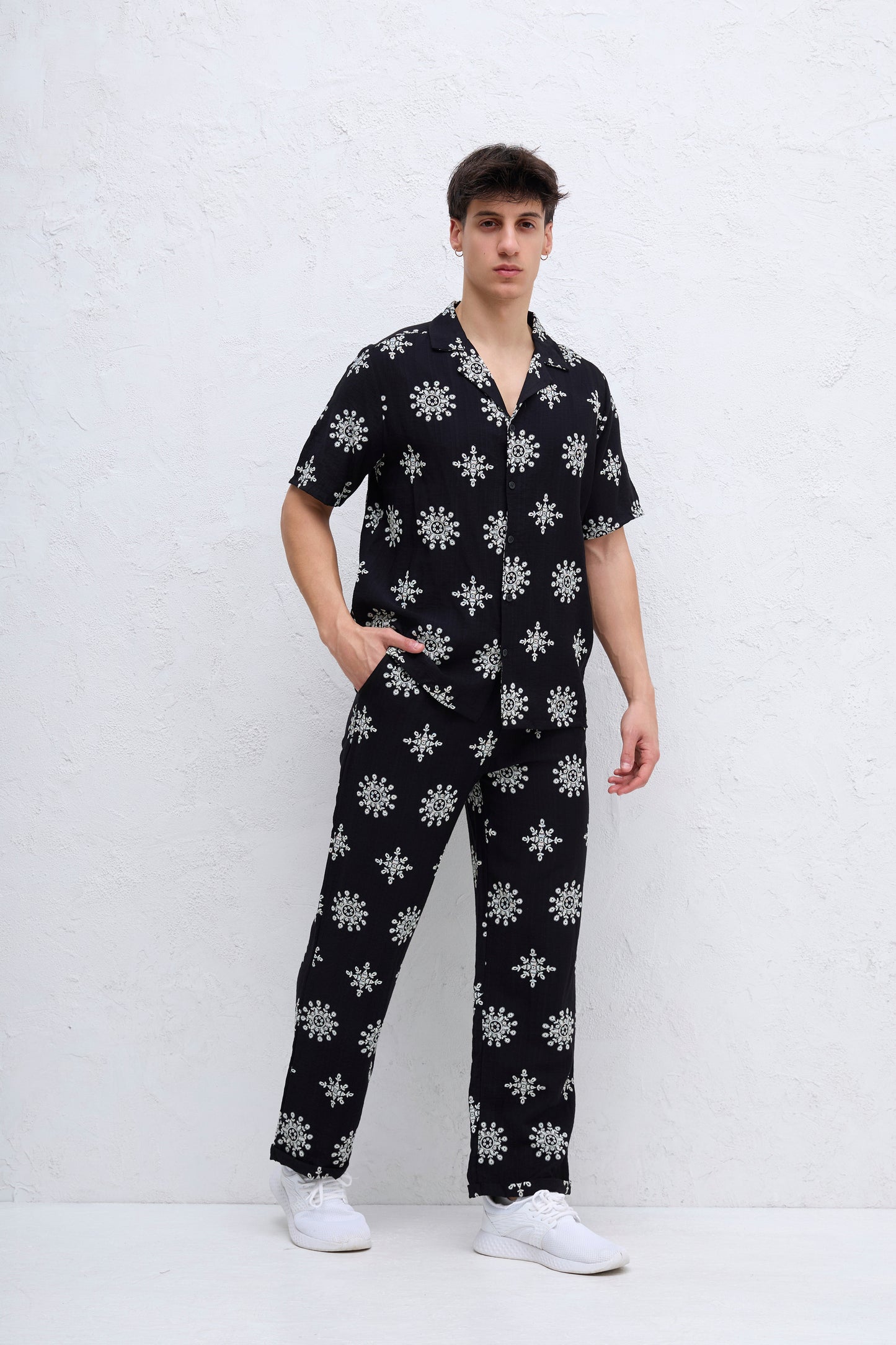 Ensemble Chemise et Pantalon Noir