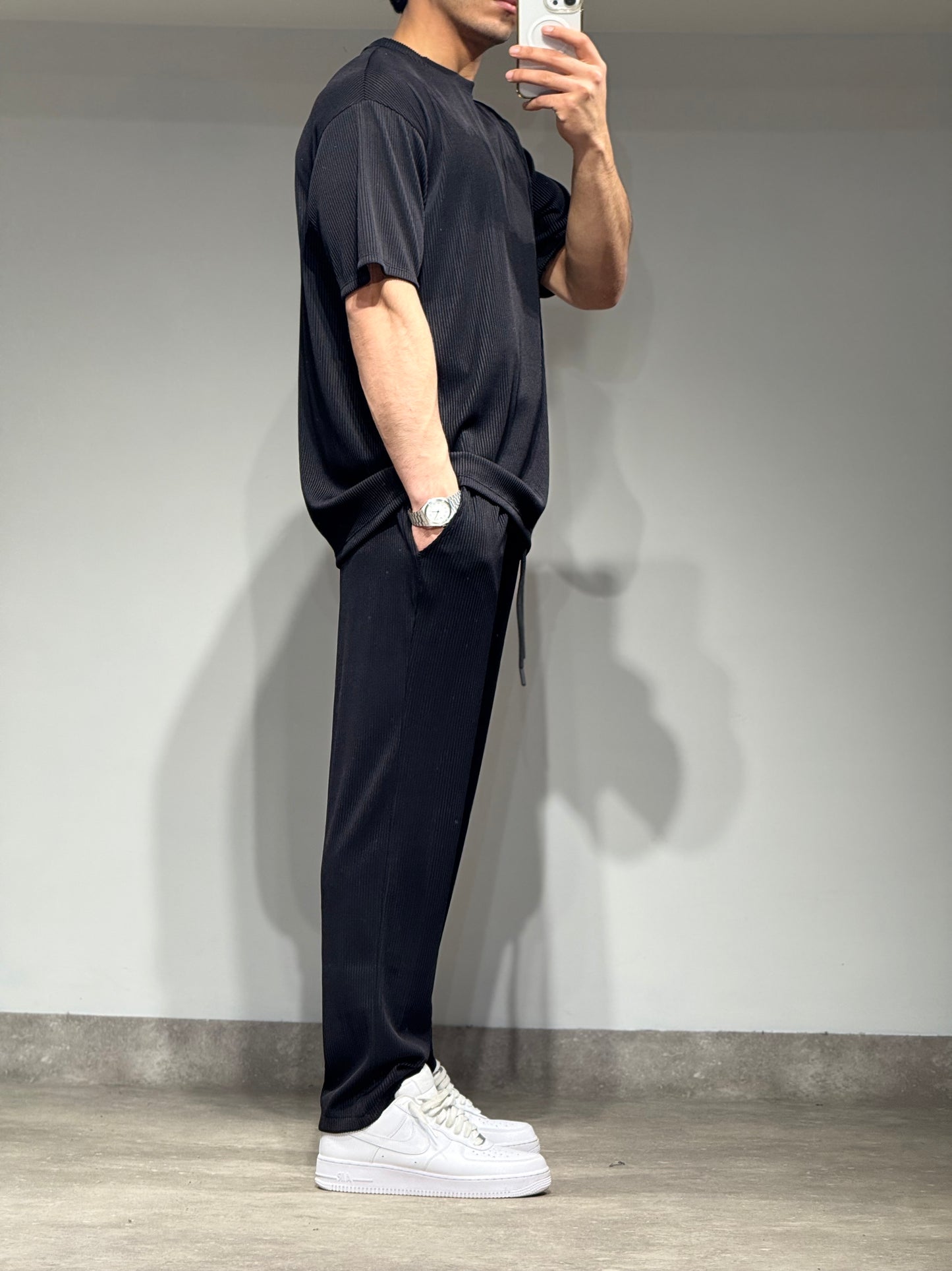 Ensemble Plissé Tee Shirt et Pantalon Noir