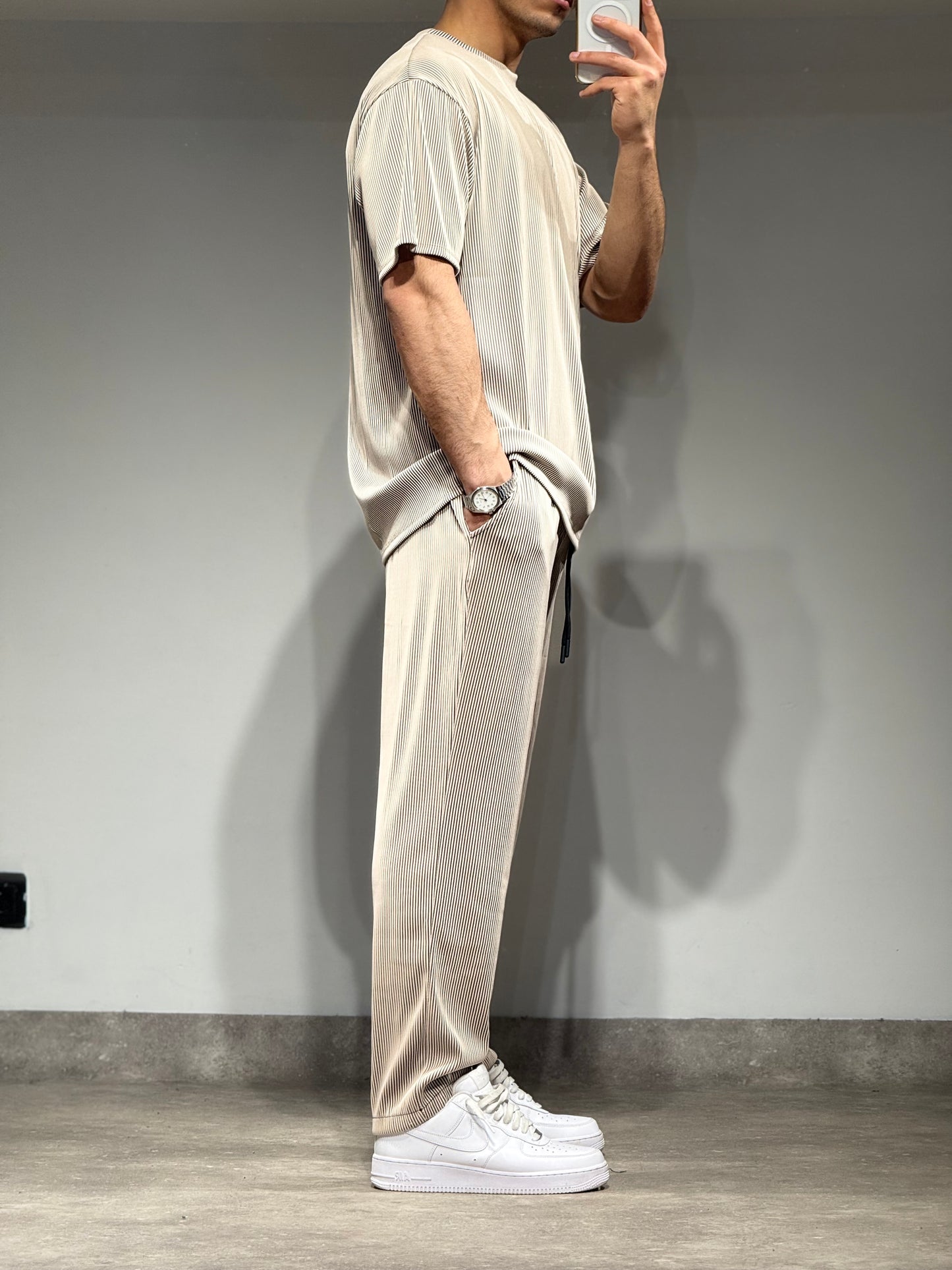 Ensemble Plissé Tee Shirt et Pantalon Beige