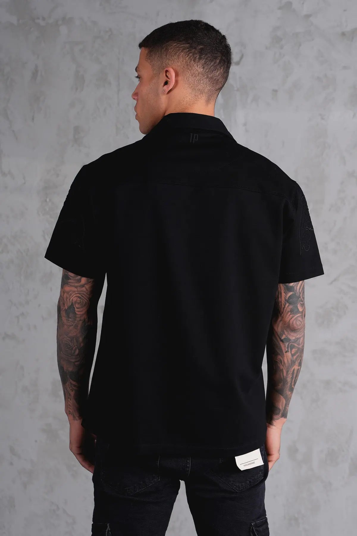 Chemise Noir Brodée bonhomme
