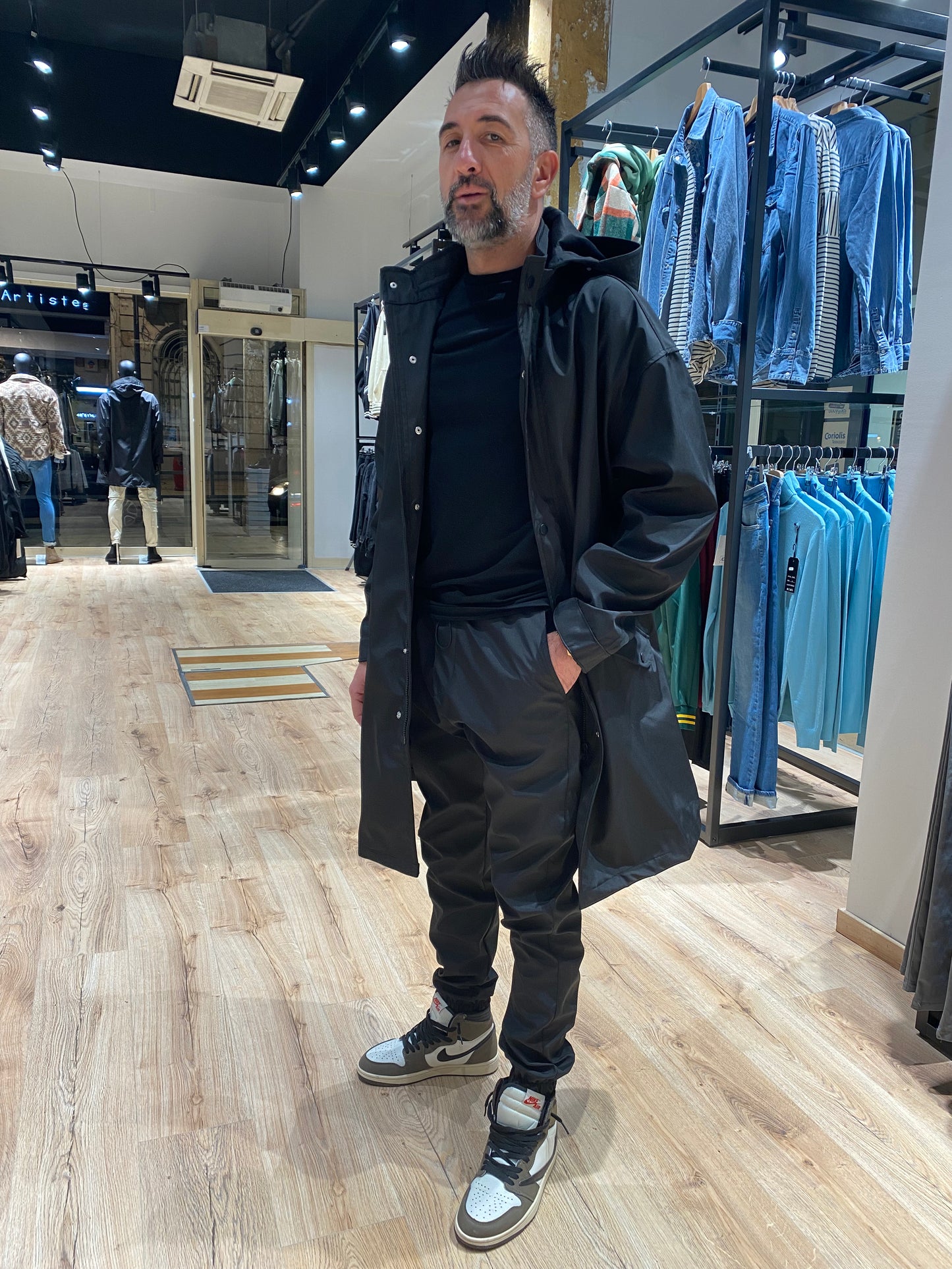 Veste à capuche longue noir