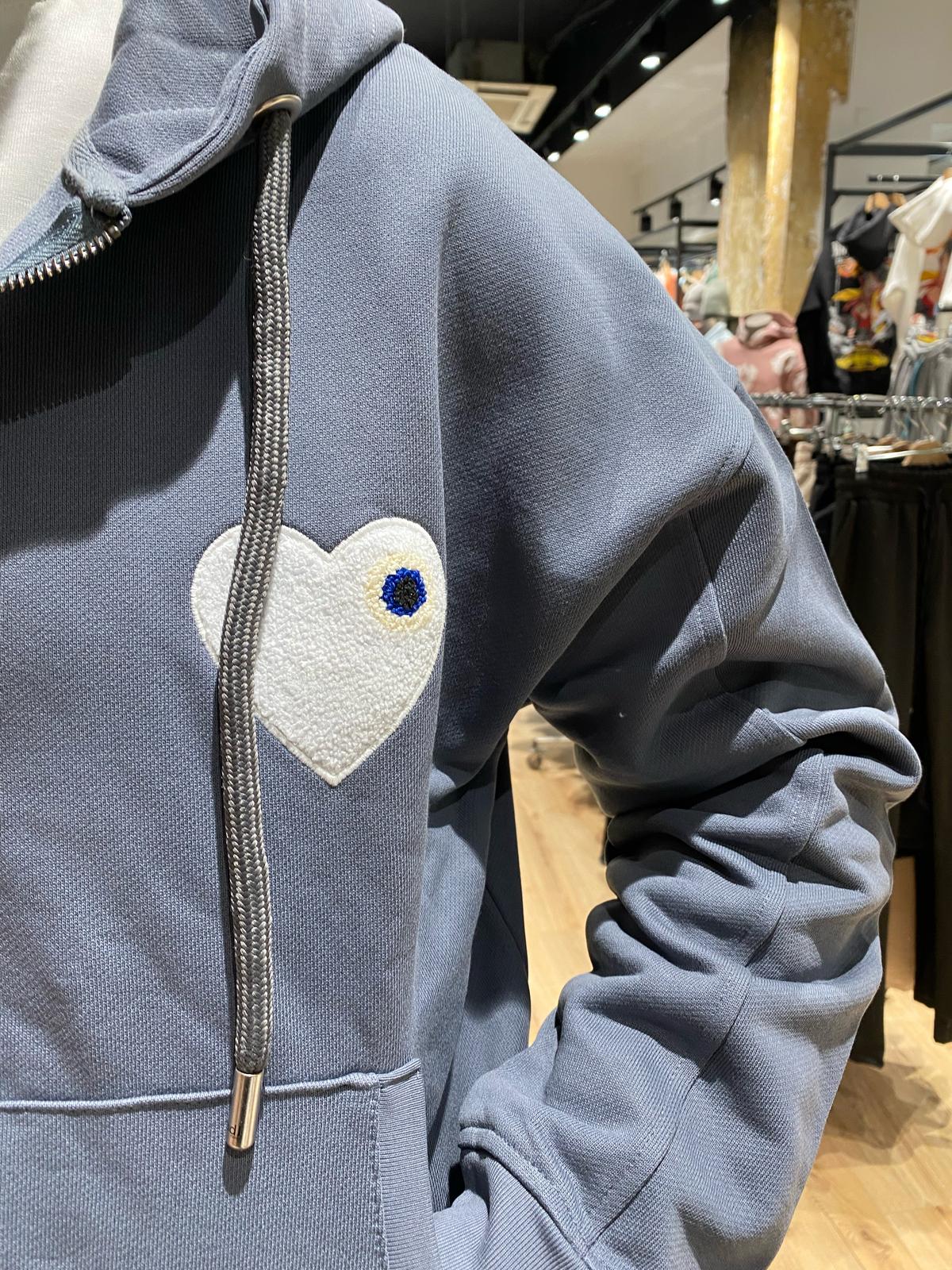 Veste gris Coeur blanc avec capuche et fermeture Zip