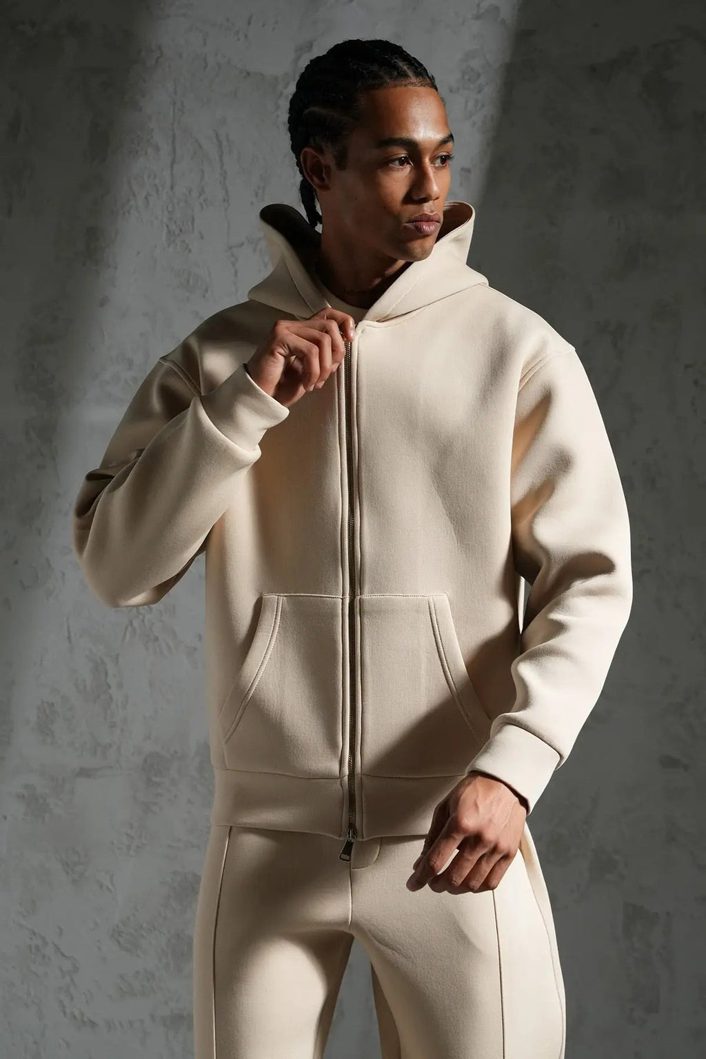 Ensemble jogging Beige zippé – IKAO Paris bonhomme