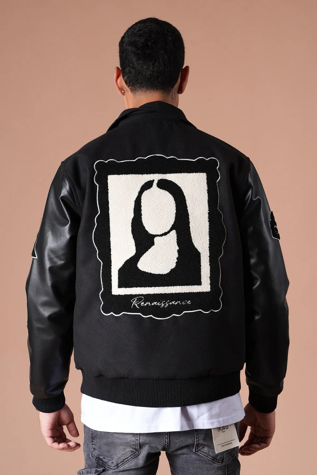 Veste Renaissance Paris Ikao Noir et Blanc bonhomme