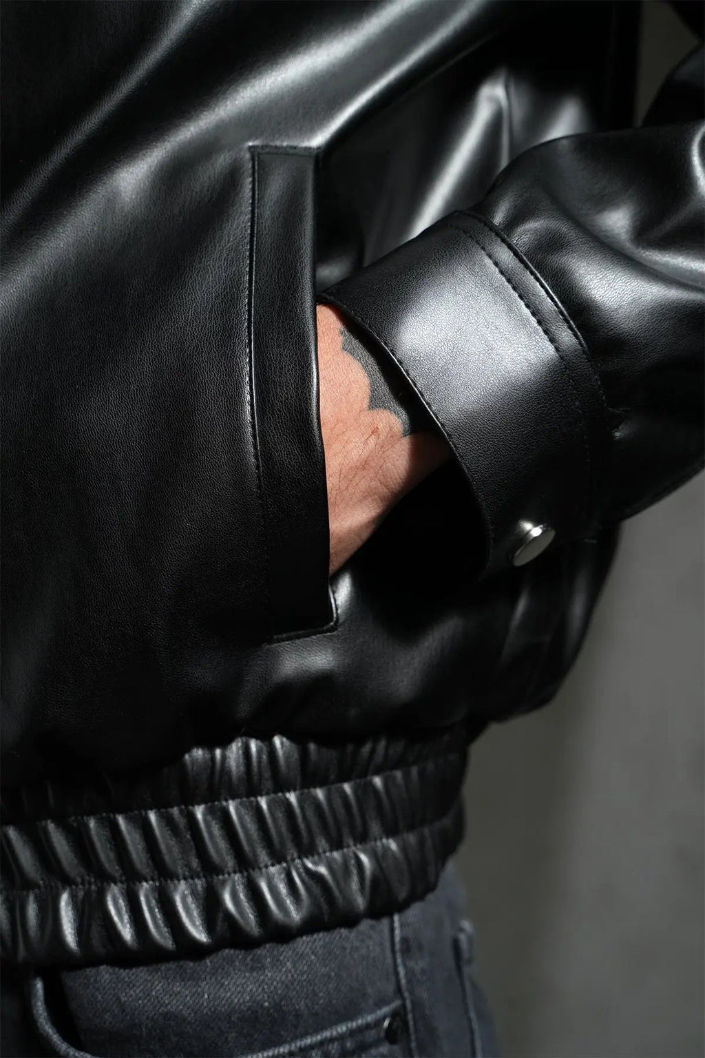 Veste Ikao Tour Eiffel Noir bonhomme