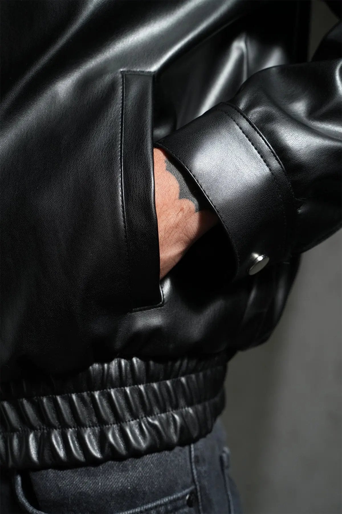 Veste Ikao Tour Eiffel Noir bonhomme