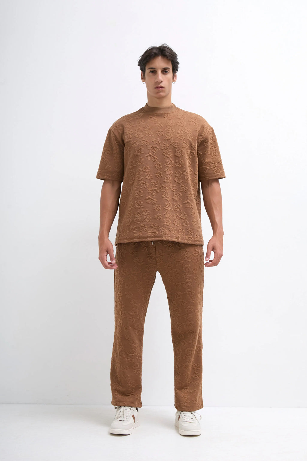 Tee shirt camel brodé florale bonhomme