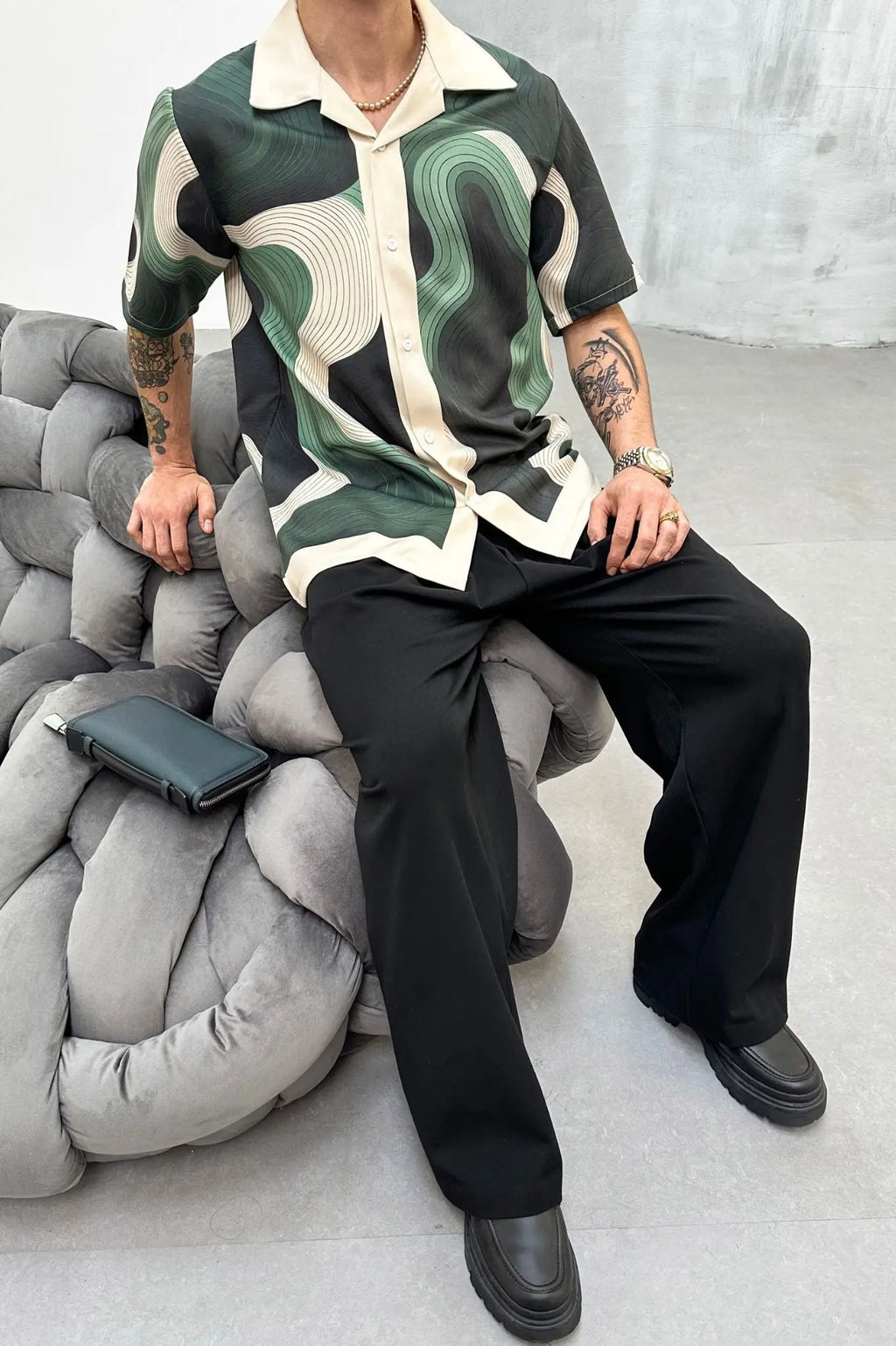 Chemise Homme Imprimée coupe droite manches courte Vert et Beige bonhomme