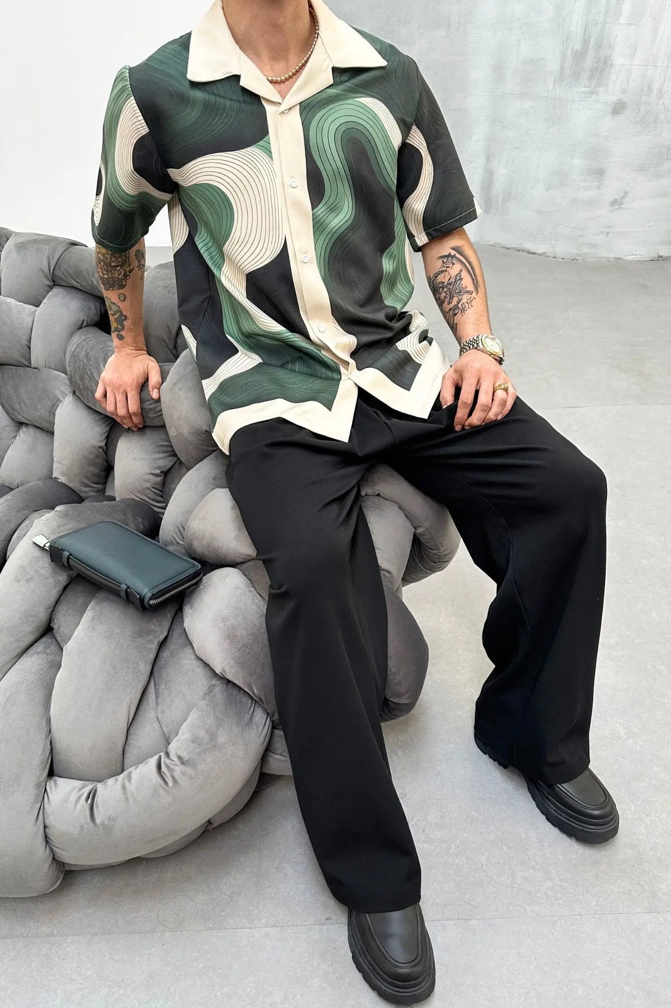 Chemise Homme Imprimée coupe droite manches courte Vert et Beige bonhomme