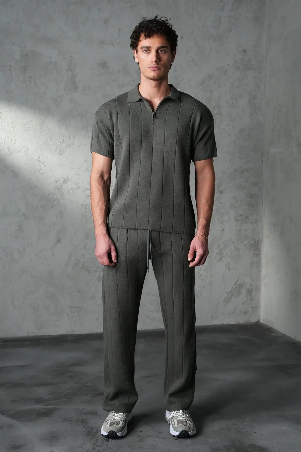 Ensemble Homme Premium Texture Verticale – Coupe Moderne & Confort Absolu bonhomme