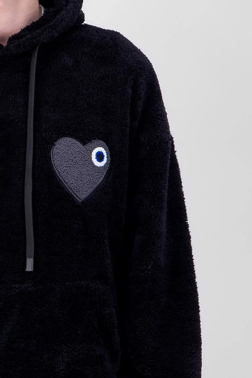 Sweat Moumoute à Capuche Noir Avec Cœur Gris - bonhomme