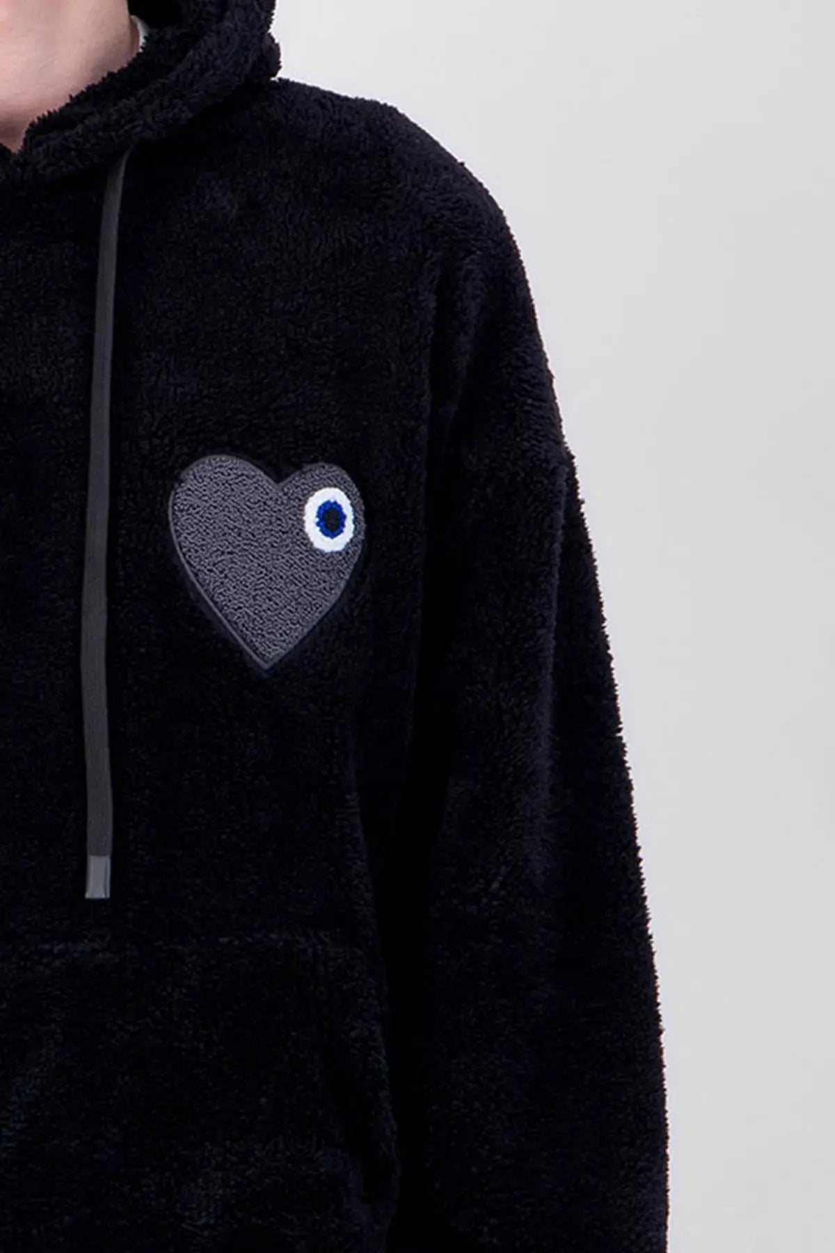 Sweat Moumoute à Capuche Noir Avec Cœur Gris - bonhomme