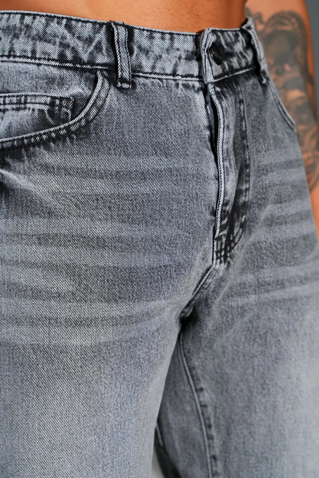 Jean Homme Outfit – Coupe Flare Denim Gris bonhomme