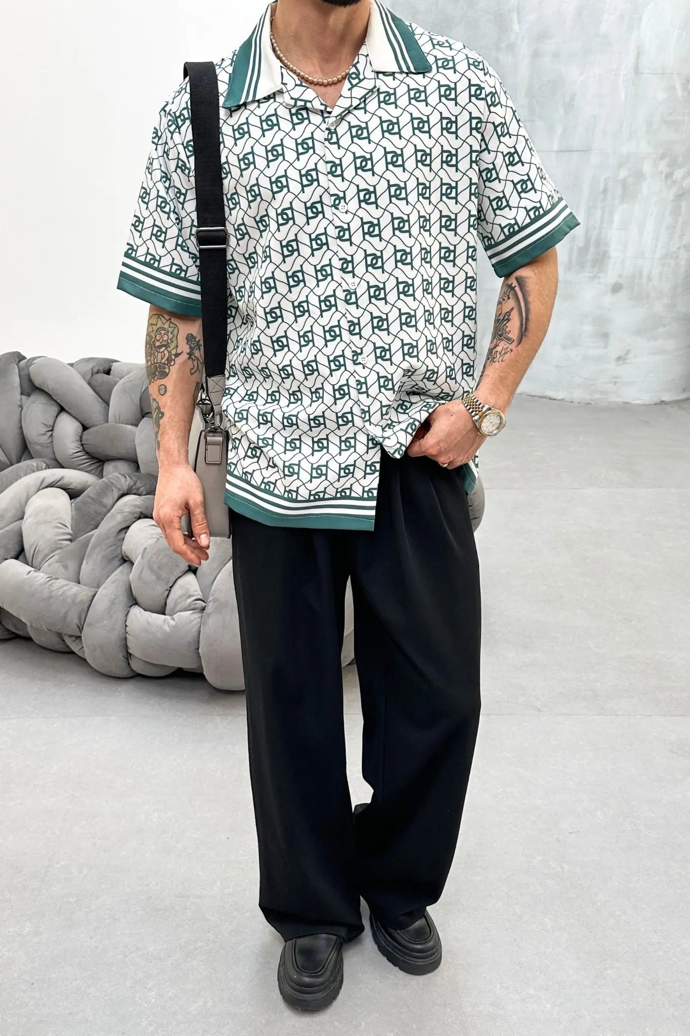 Chemise Homme Imprimée coupe droite manches courte Blanc et Vert bonhomme