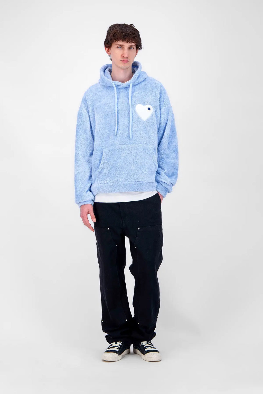 Sweat Moumoute à Capuche Ciel Avec Cœur Blanc - bonhomme