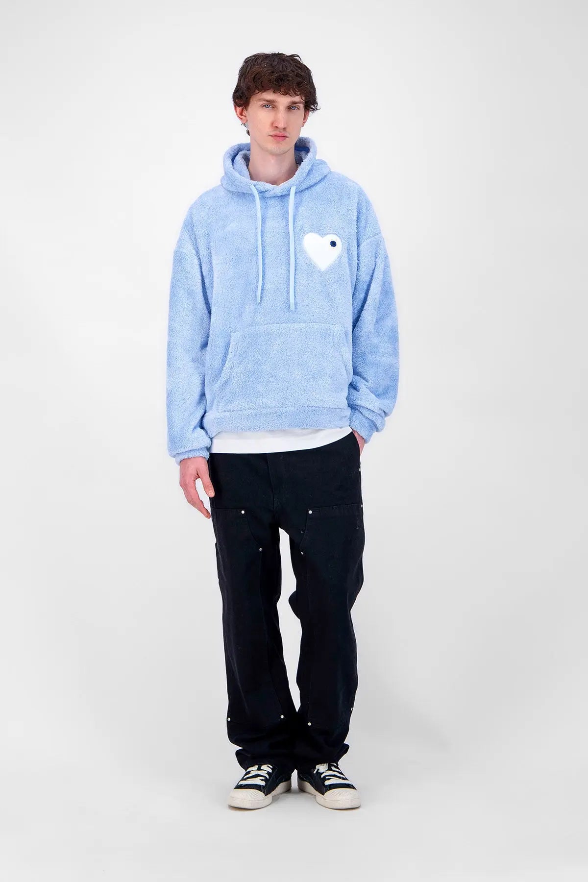 Sweat Moumoute à Capuche Ciel Avec Cœur Blanc - bonhomme