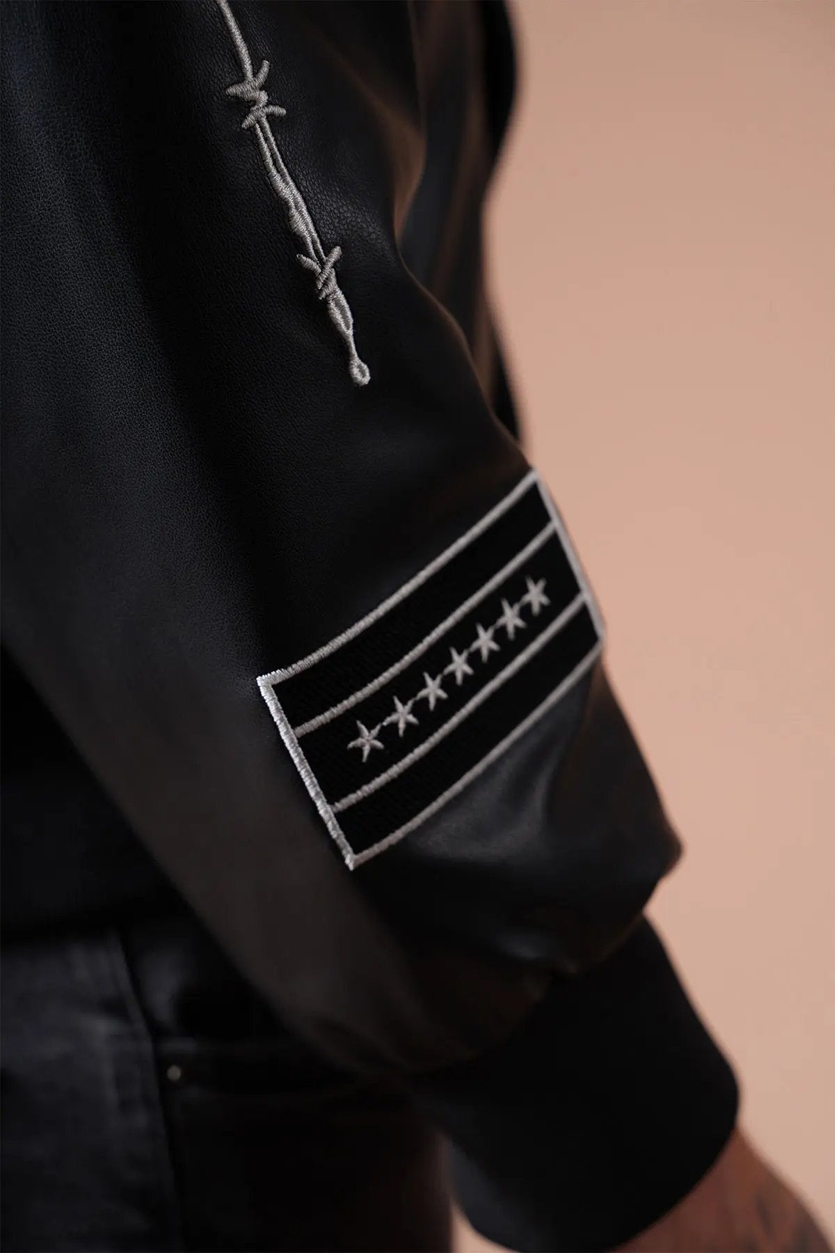 Blouson Ikao Atelier Éternel Similicuir Noir bonhomme