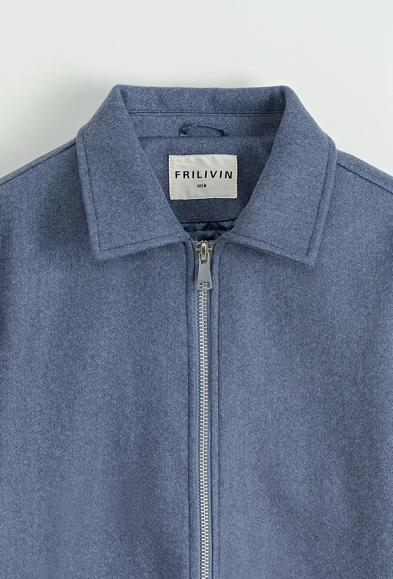 Veste Homme zippée à col classique – Esprit urbain et minimal bonhomme