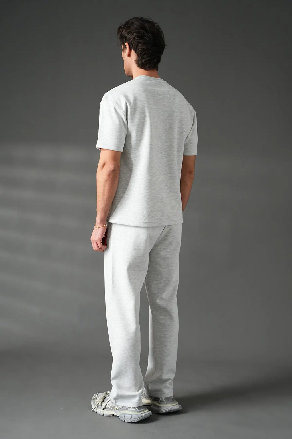 Ensemble jogging H Ikao bonhomme