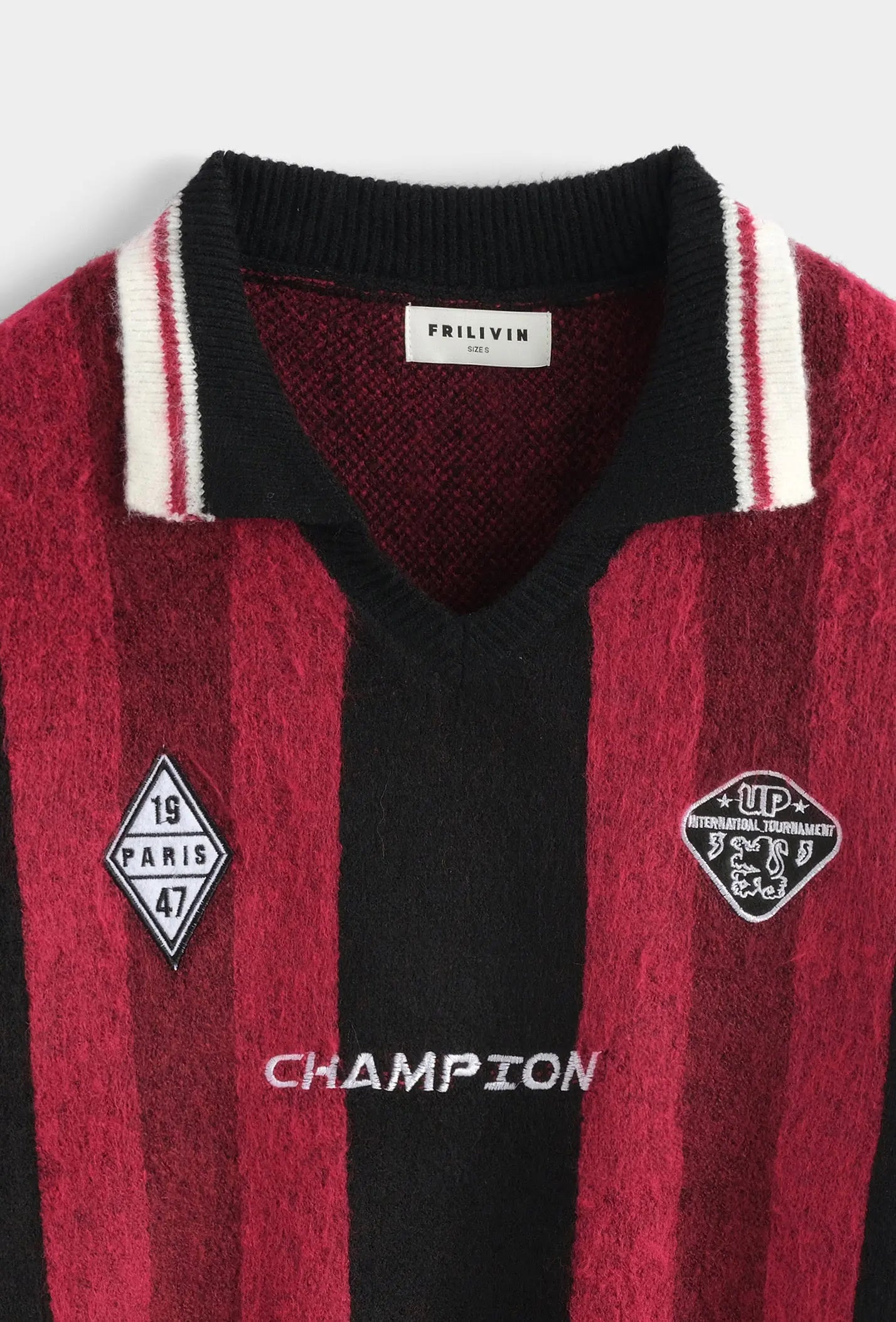 Pull Homme Rayé Rouge et Noir – Style Champion bonhomme