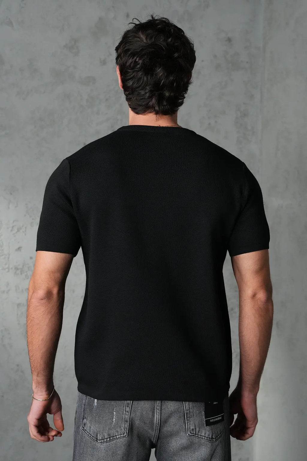 Pull Maille Homme Signature “H” – Élégance Moderne & Confort Premium (Copie) bonhomme