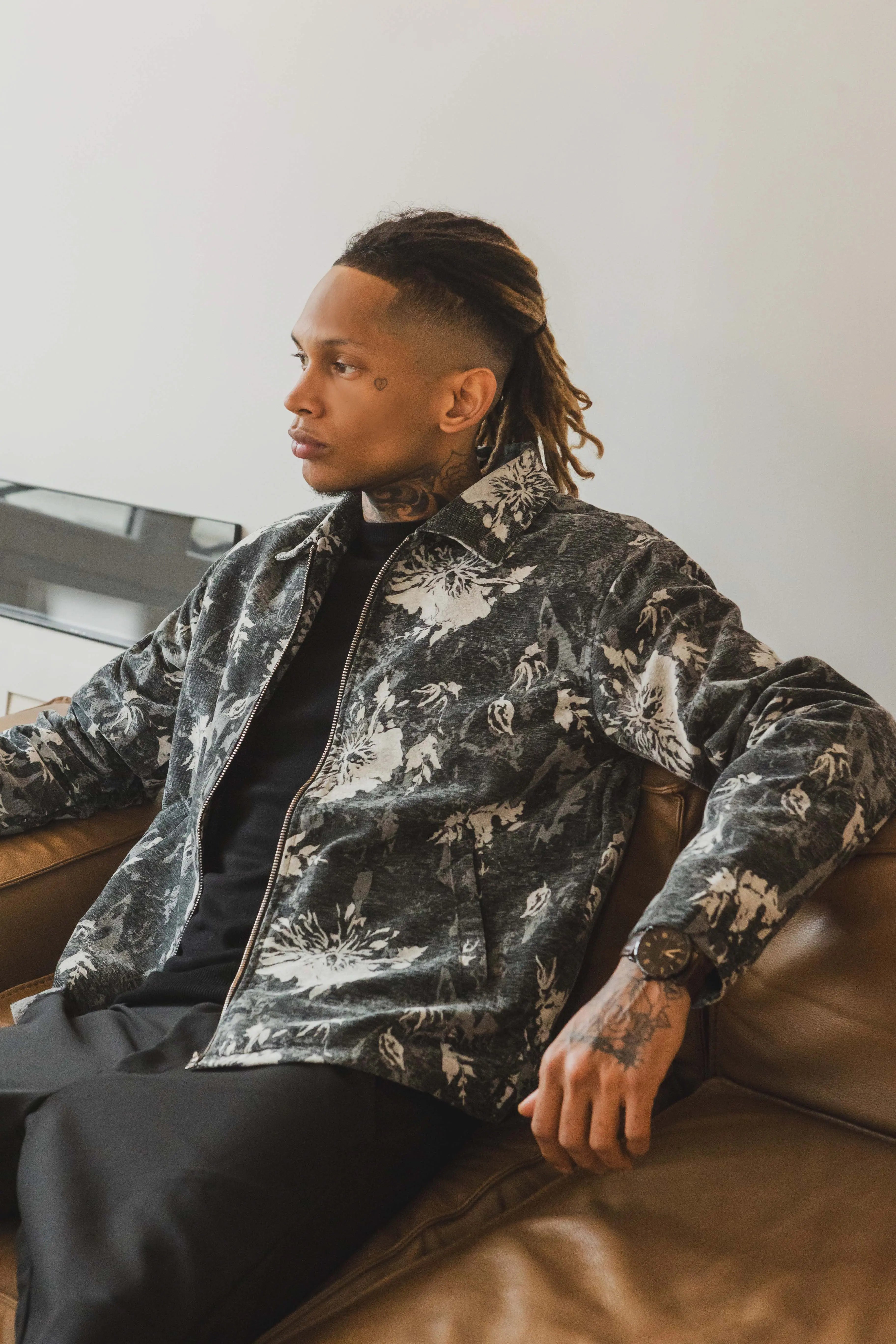 Veste zippée à motif floral bonhomme