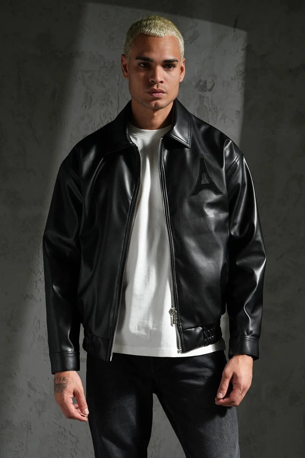 Veste Ikao Tour Eiffel Noir bonhomme