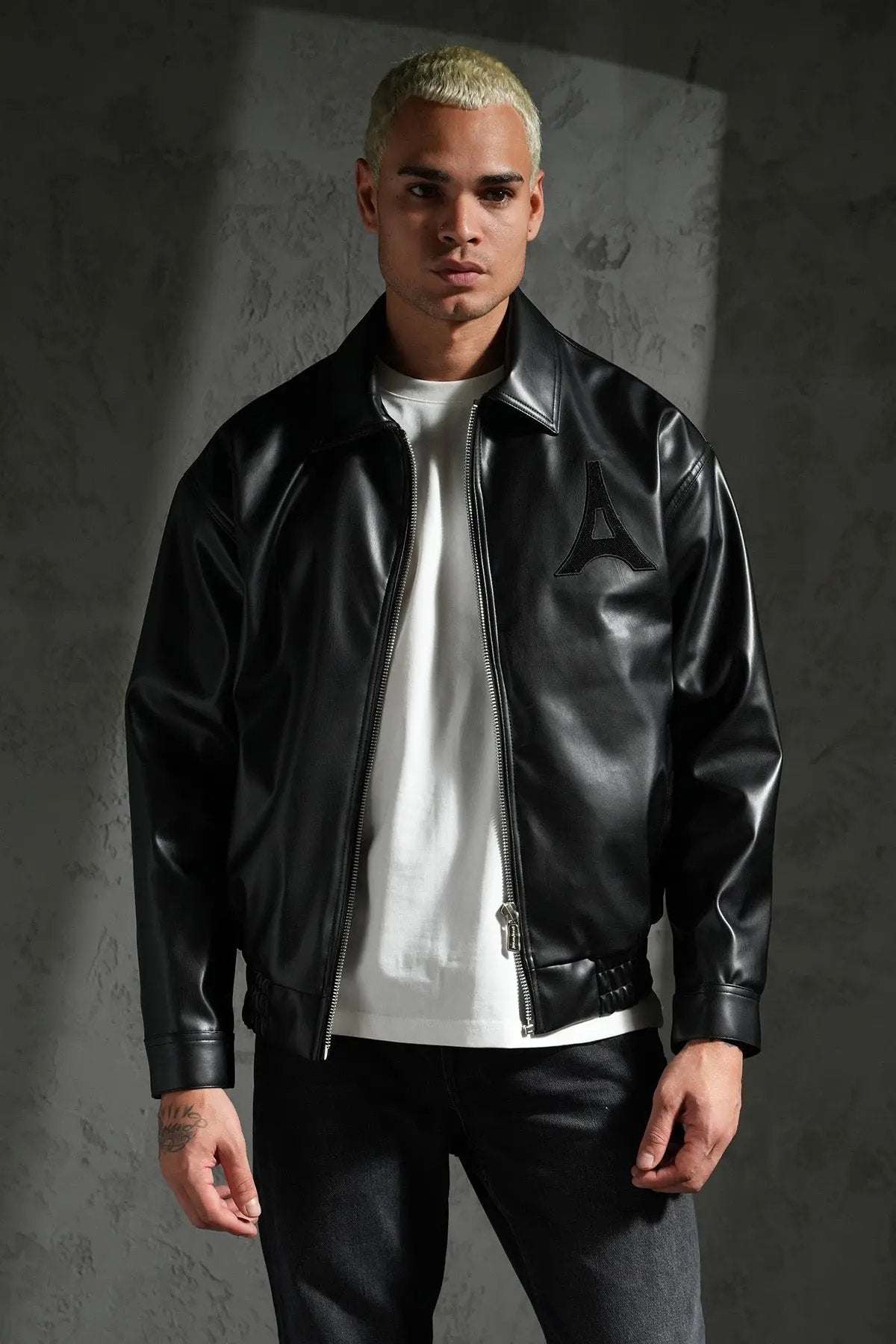 Veste Ikao Tour Eiffel Noir bonhomme