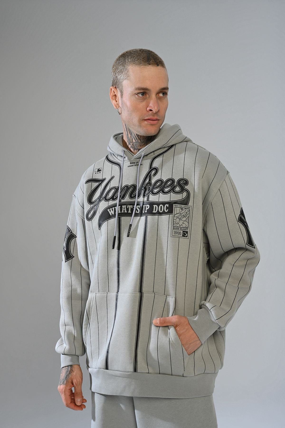 Sweat Capuche Gris Bugs Bunny x Yankees