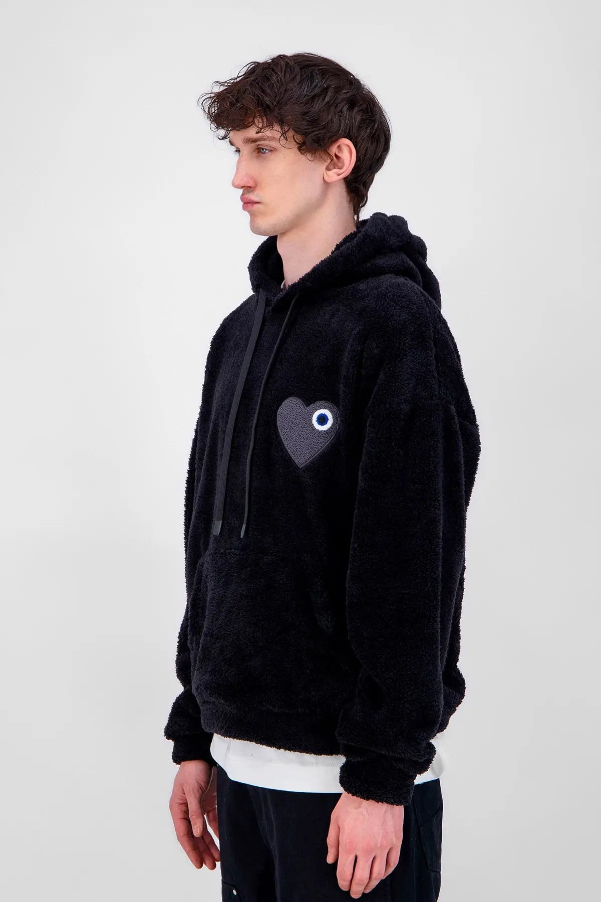 Sweat Moumoute à Capuche Noir Avec Cœur Gris - bonhomme