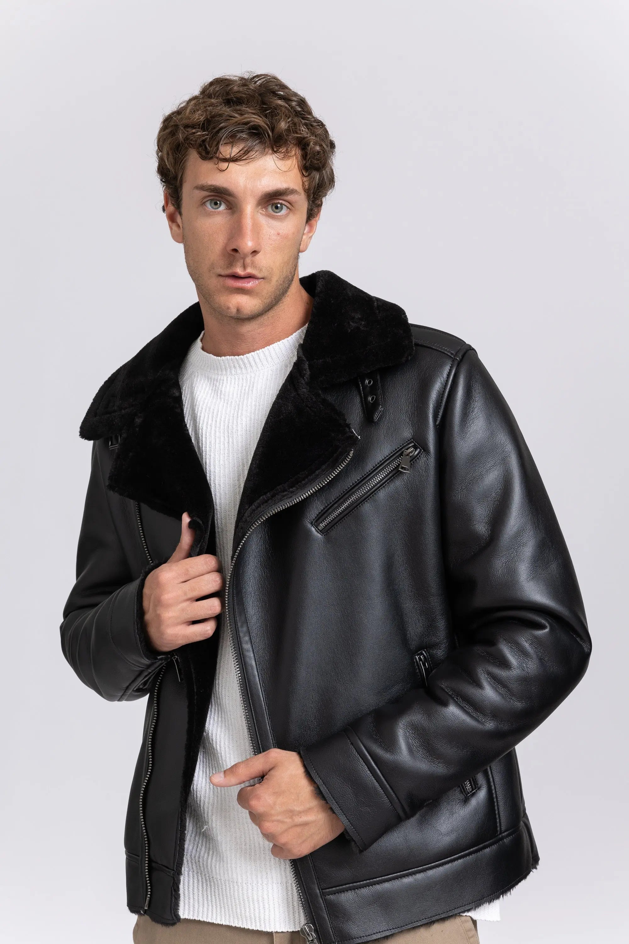 Blouson aviateur homme en simili cuir noir avec col effet mouton bonhomme