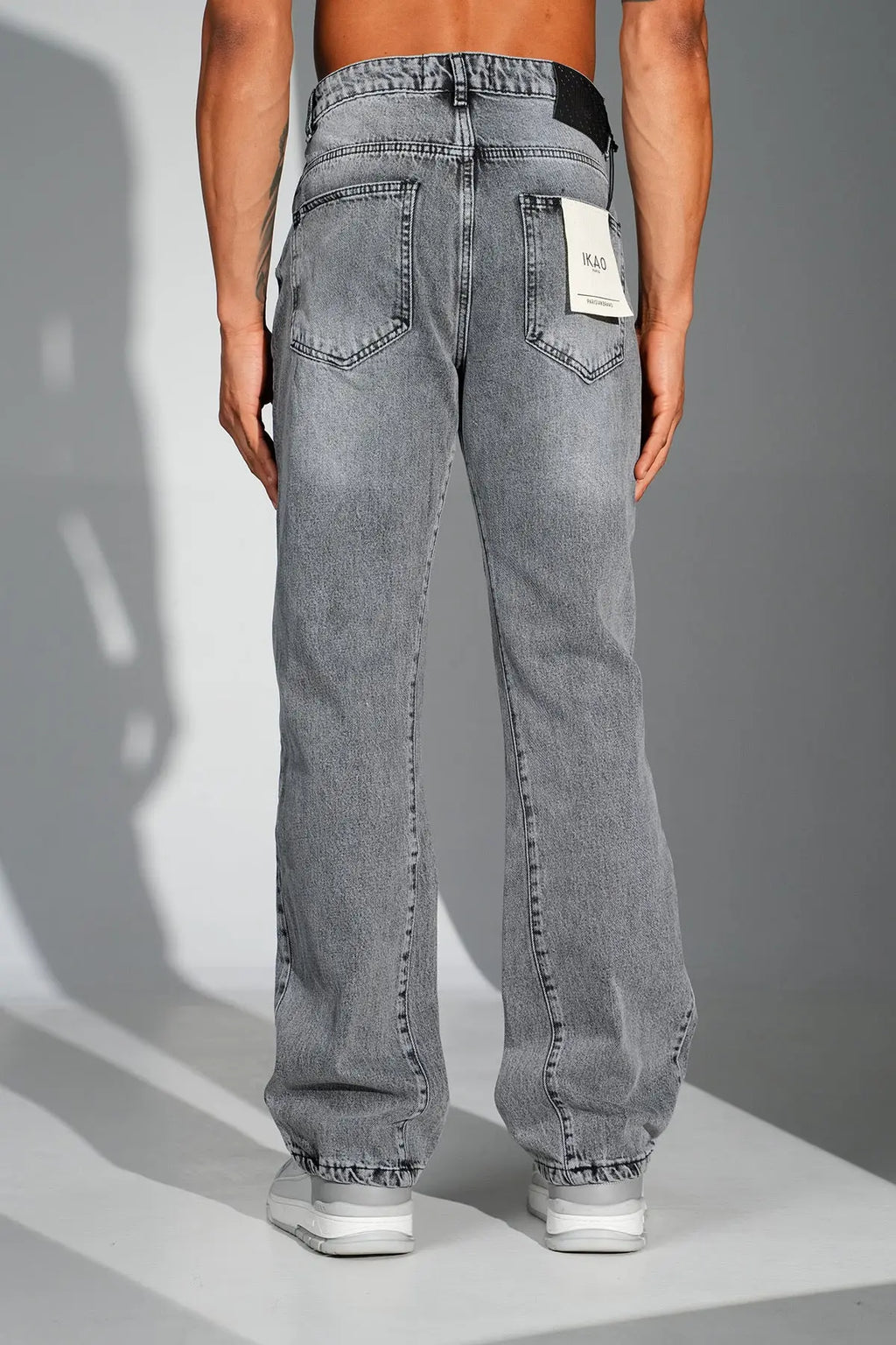 Jean Homme Outfit – Coupe Flare Denim Gris bonhomme