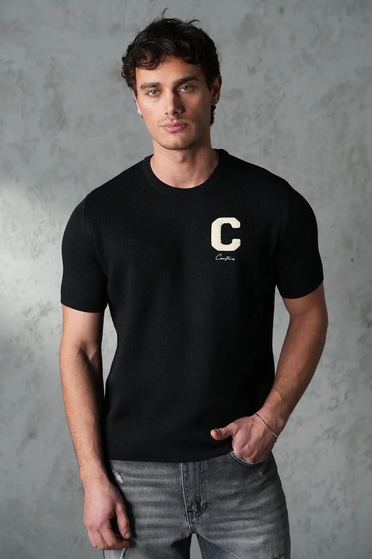 Pull Maille Homme Signature “C” – Élégance Moderne & Confort Premium bonhomme