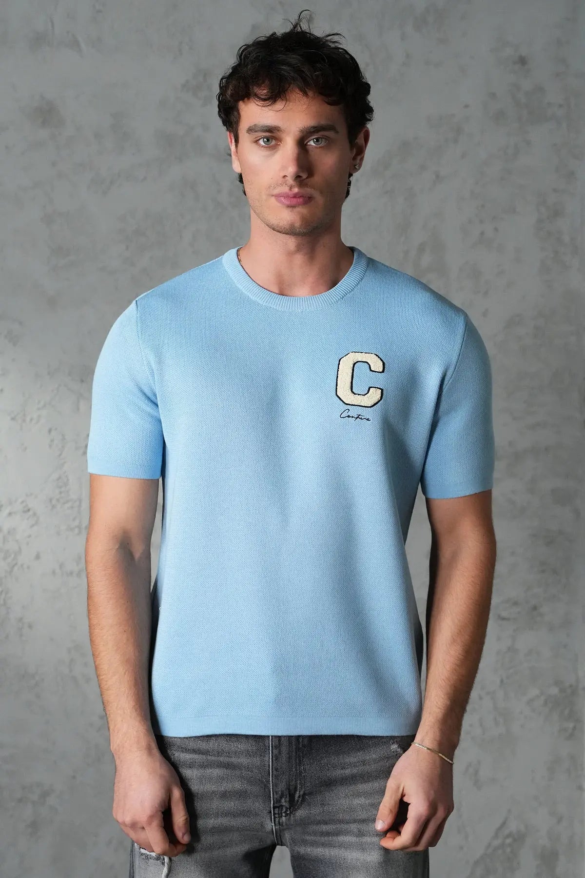 Pull Maille Homme Signature “C” – Élégance Moderne & Confort Premium bonhomme