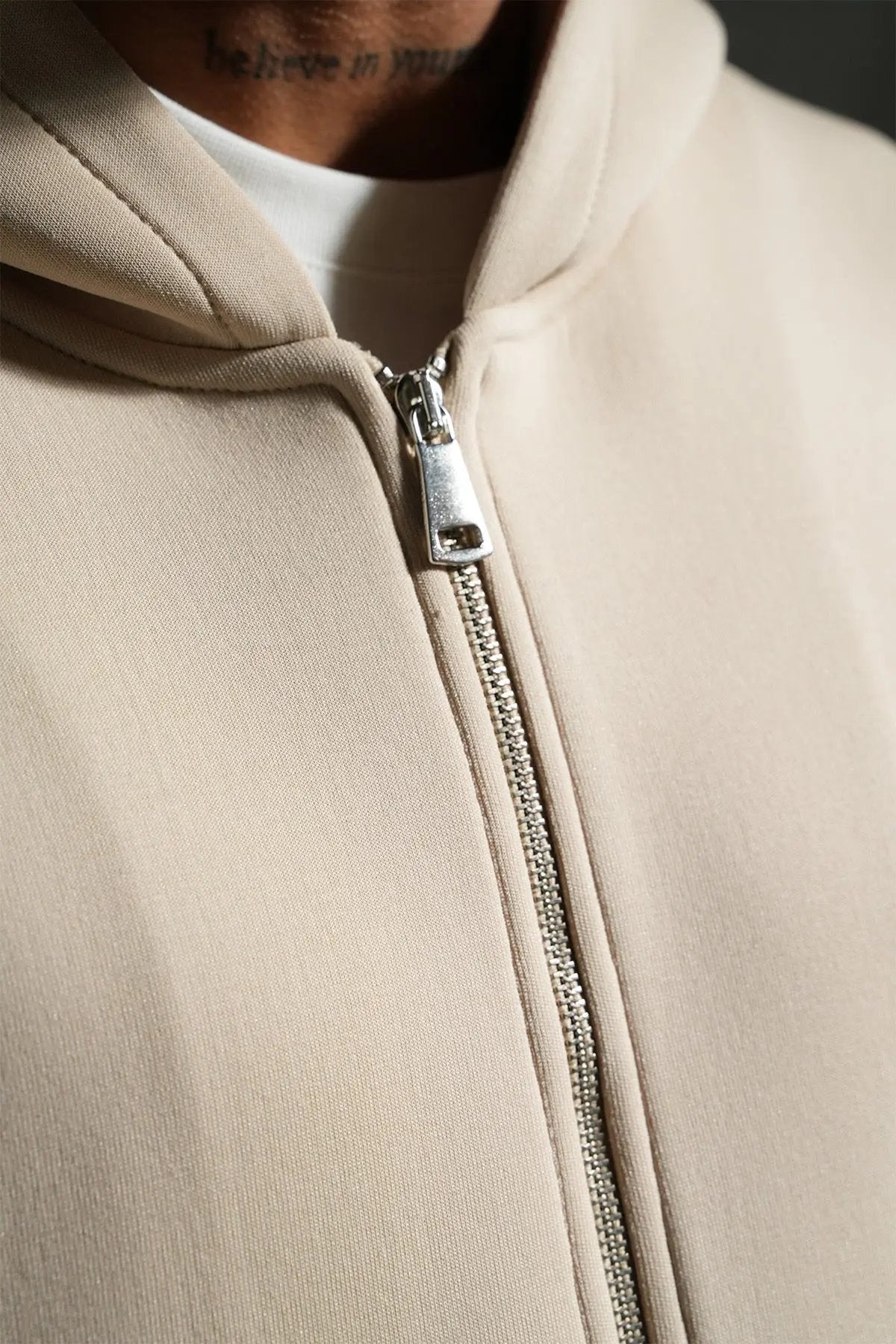 Ensemble jogging Beige zippé – IKAO Paris bonhomme