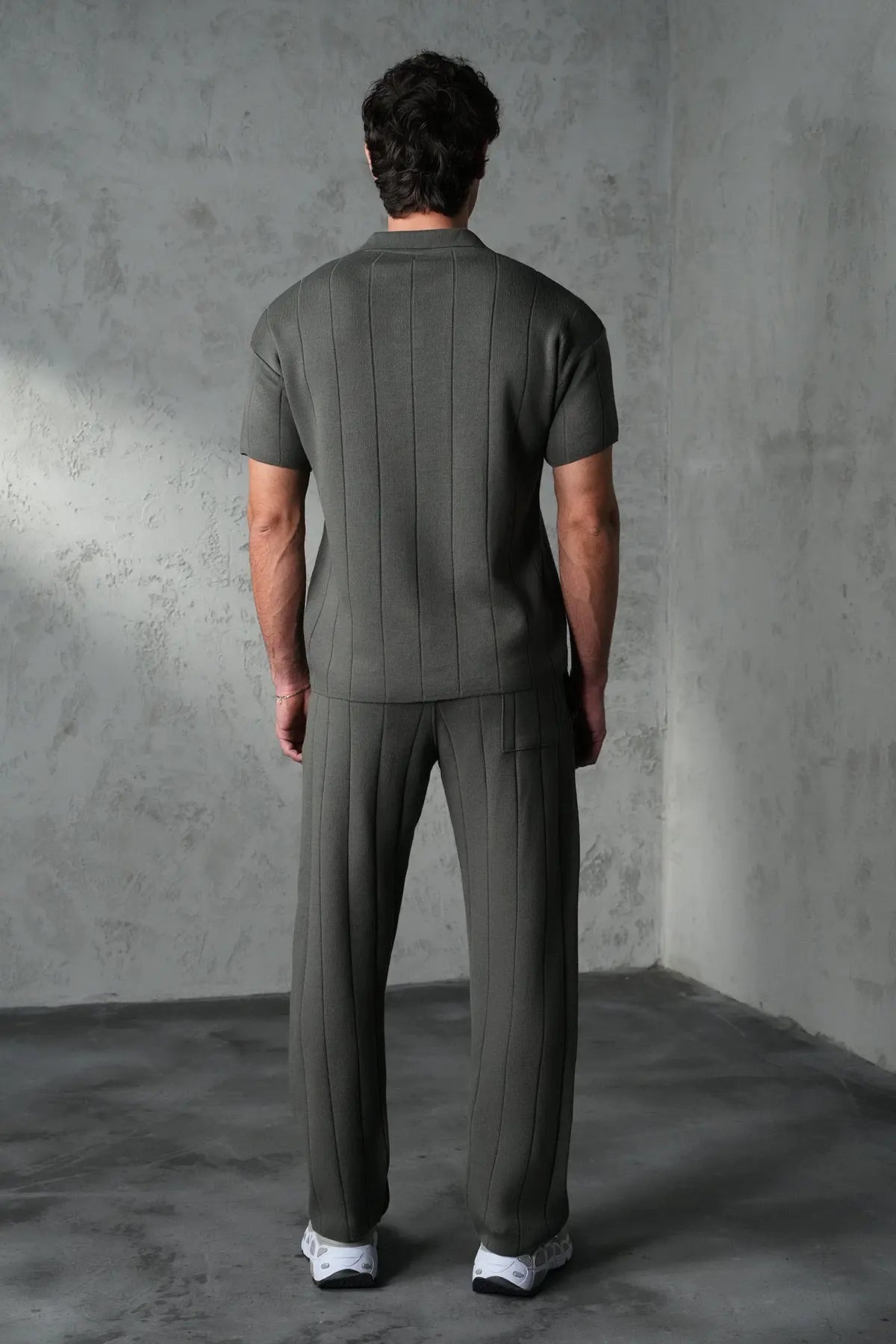 Ensemble Homme Premium Texture Verticale – Coupe Moderne & Confort Absolu bonhomme