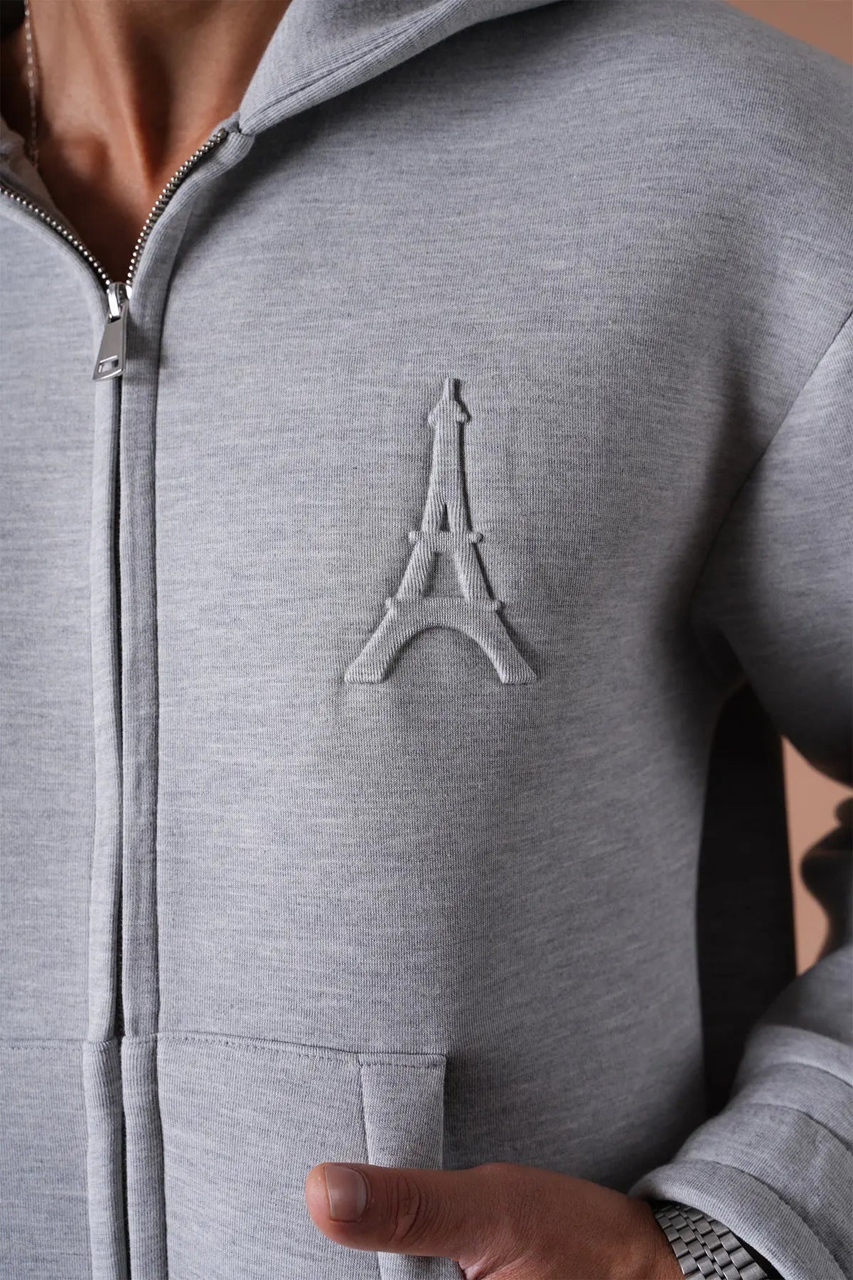 Ensemble Jogging Gris Paris – Hoodie & Pantalon bonhomme