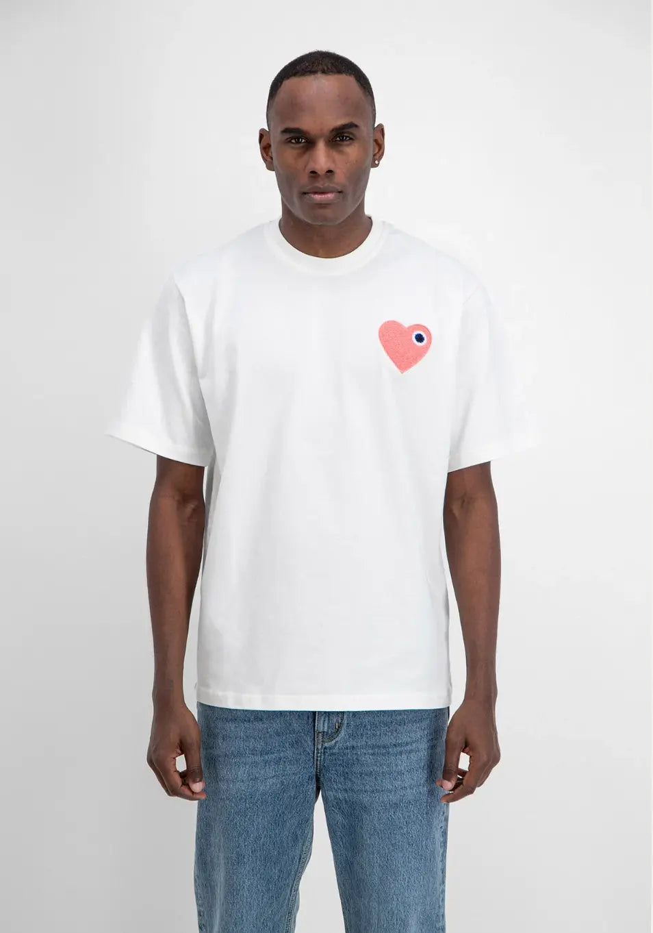 Tee shirt beige blanc avec motif Coeur rose Homme bonhomme