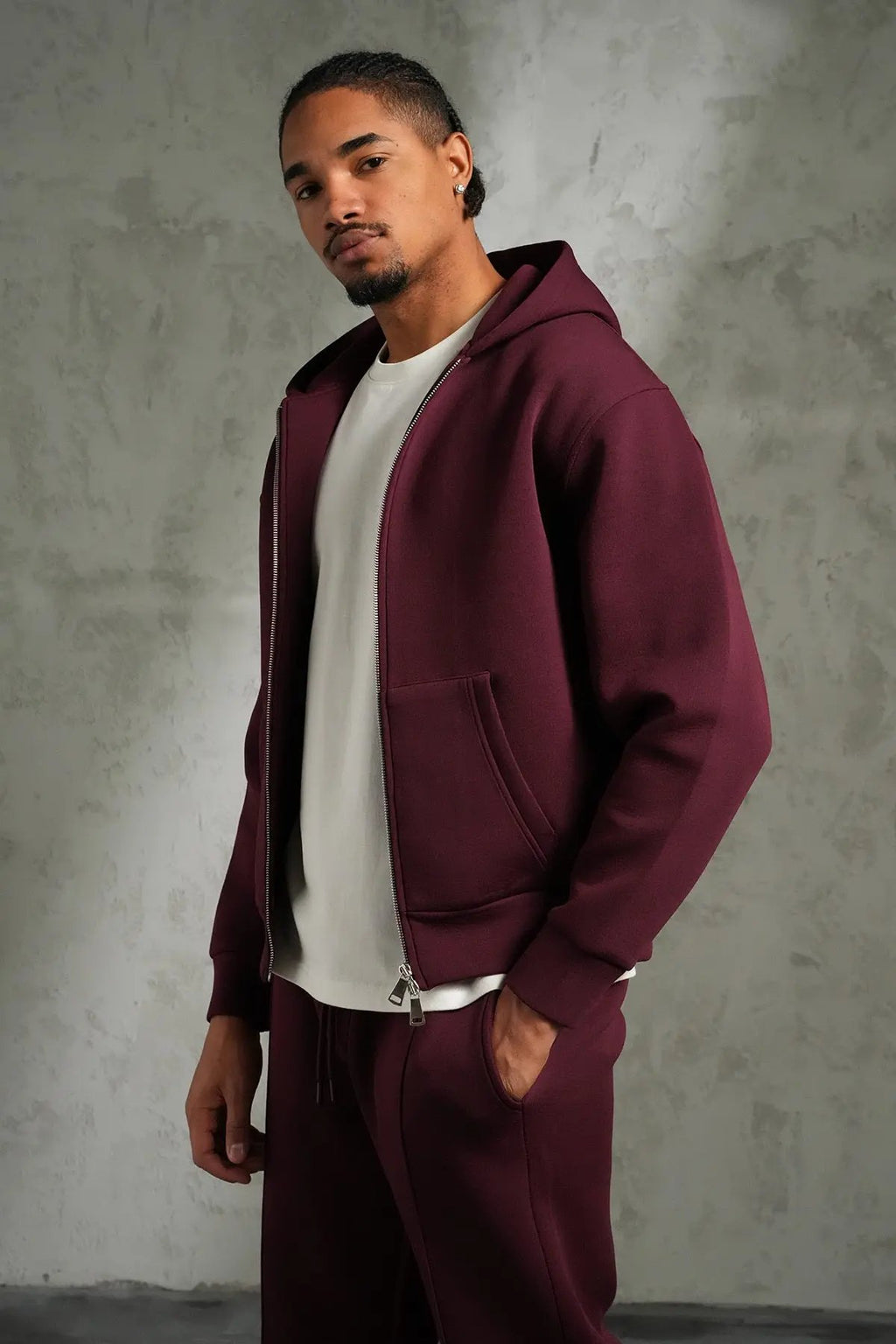 Ensemble jogging Bordeau zippé – IKAO Paris bonhomme