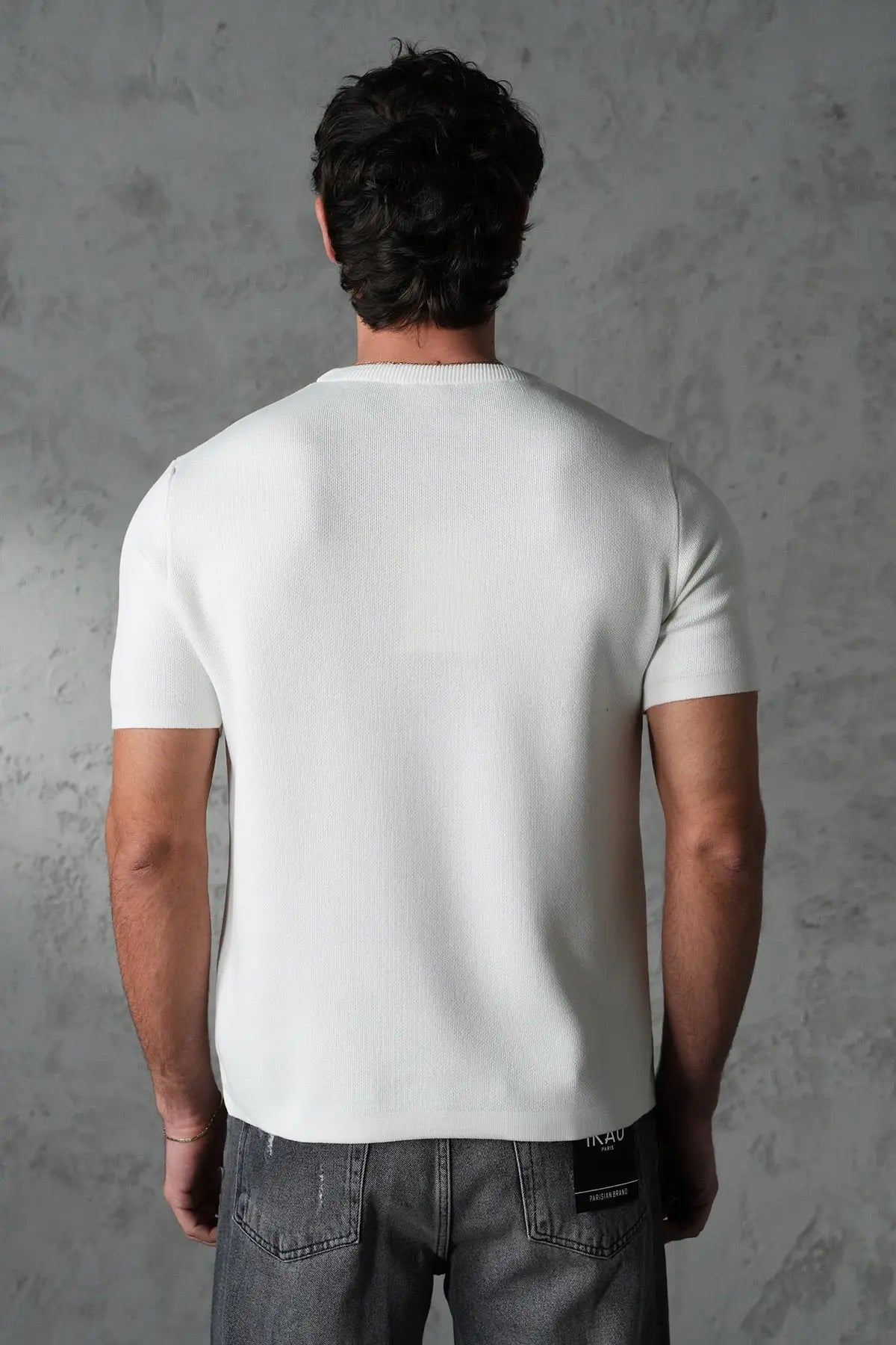 Pull Maille Homme Signature “H” – Élégance Moderne & Confort Premium (Copie) bonhomme