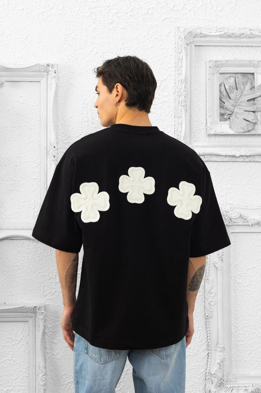 T-shirt Noir Oversize avec motif floral en couture tricoté