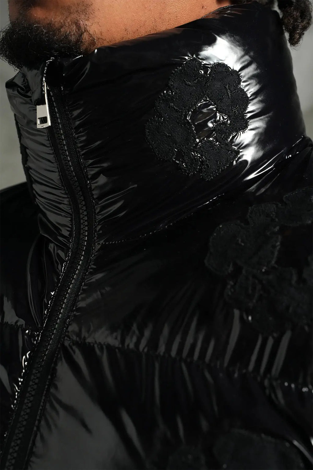 Doudoune Noir Brillante Fleur bonhomme