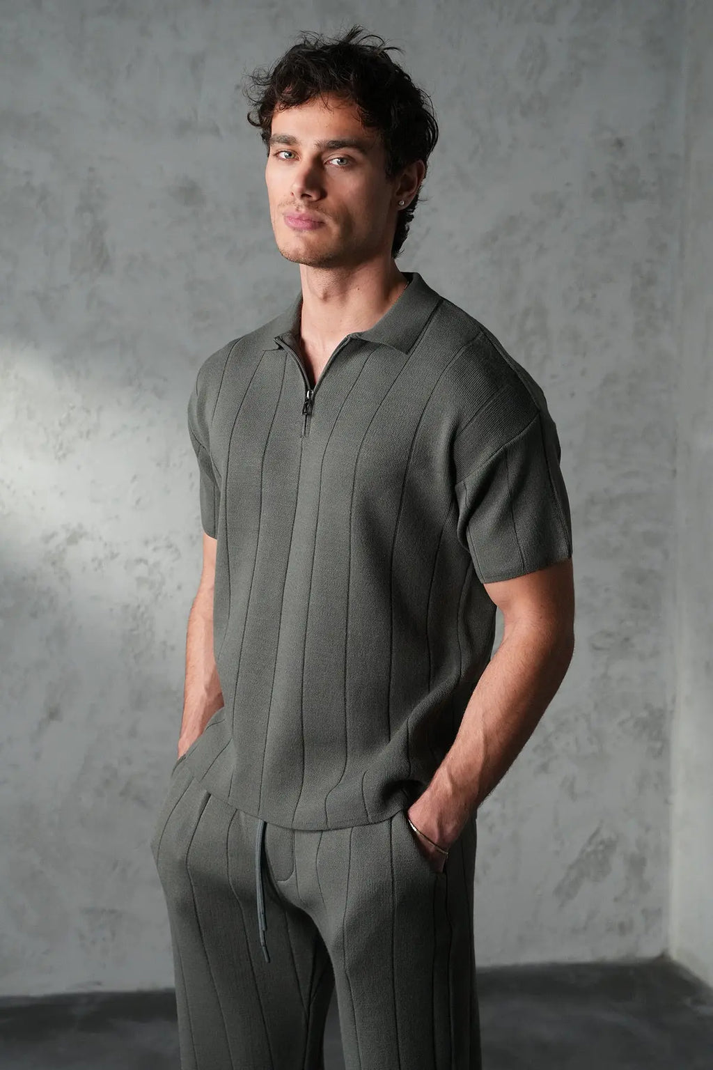 Ensemble Homme Premium Texture Verticale – Coupe Moderne & Confort Absolu bonhomme