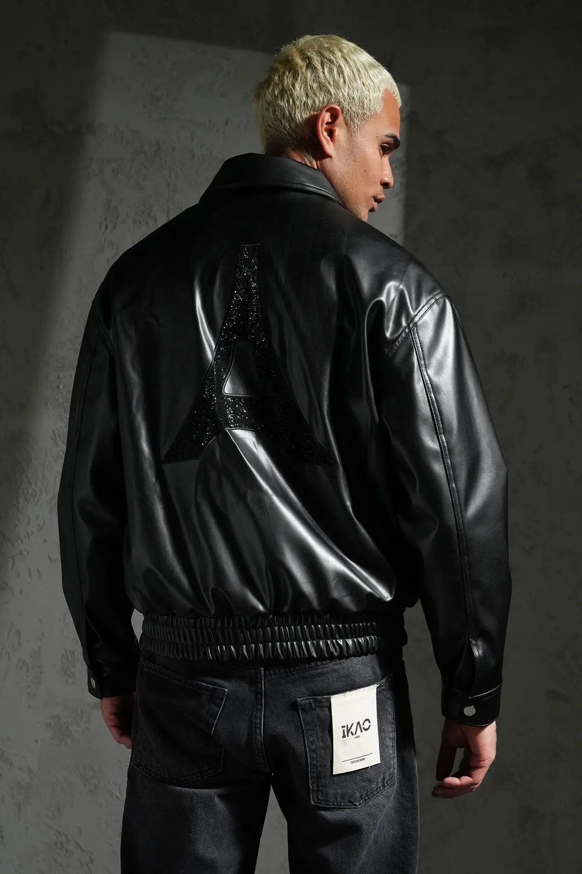 Veste Ikao Tour Eiffel Noir bonhomme